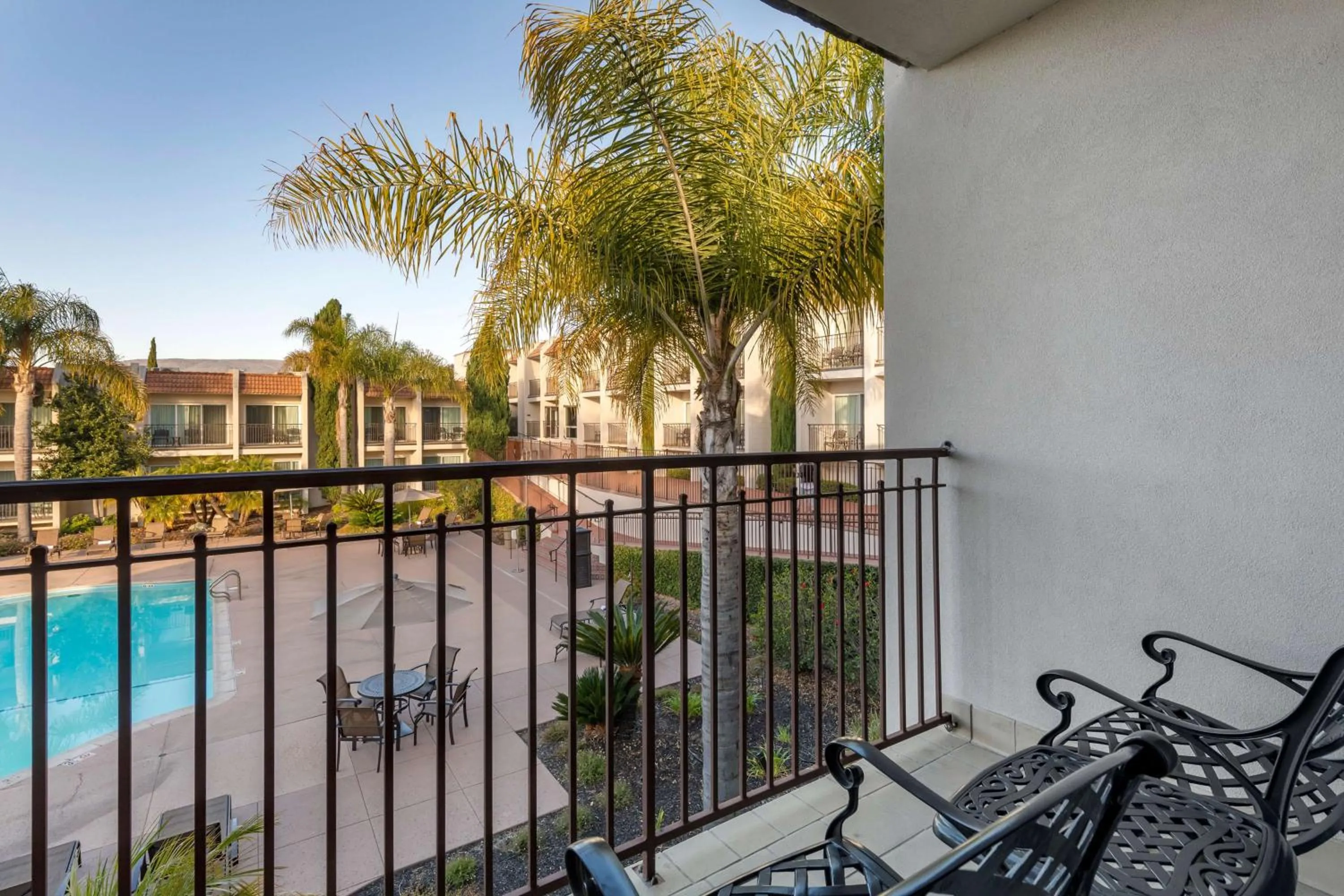 King Room with Balcony & Pool View in Best Western Plus Royal Oak Hotel