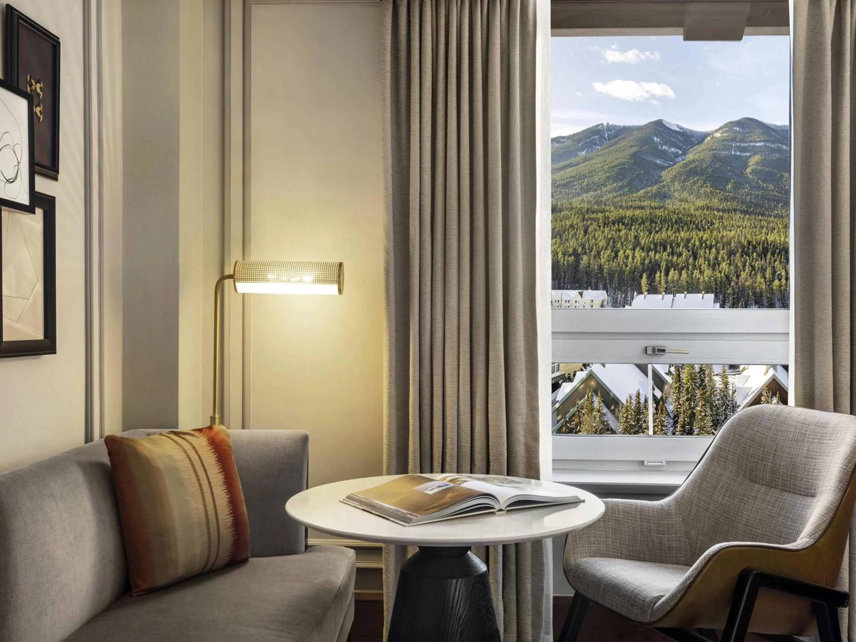 Fairmont Gold 2 Queen Beds in Fairmont Banff Springs