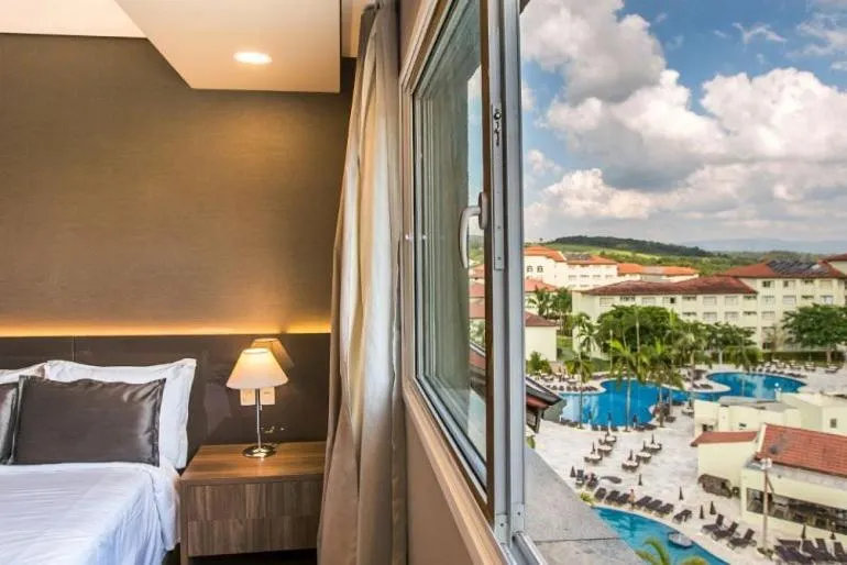 Apartment with Pool View  - single occupancy in Tauá Hotel & Convention Atibaia