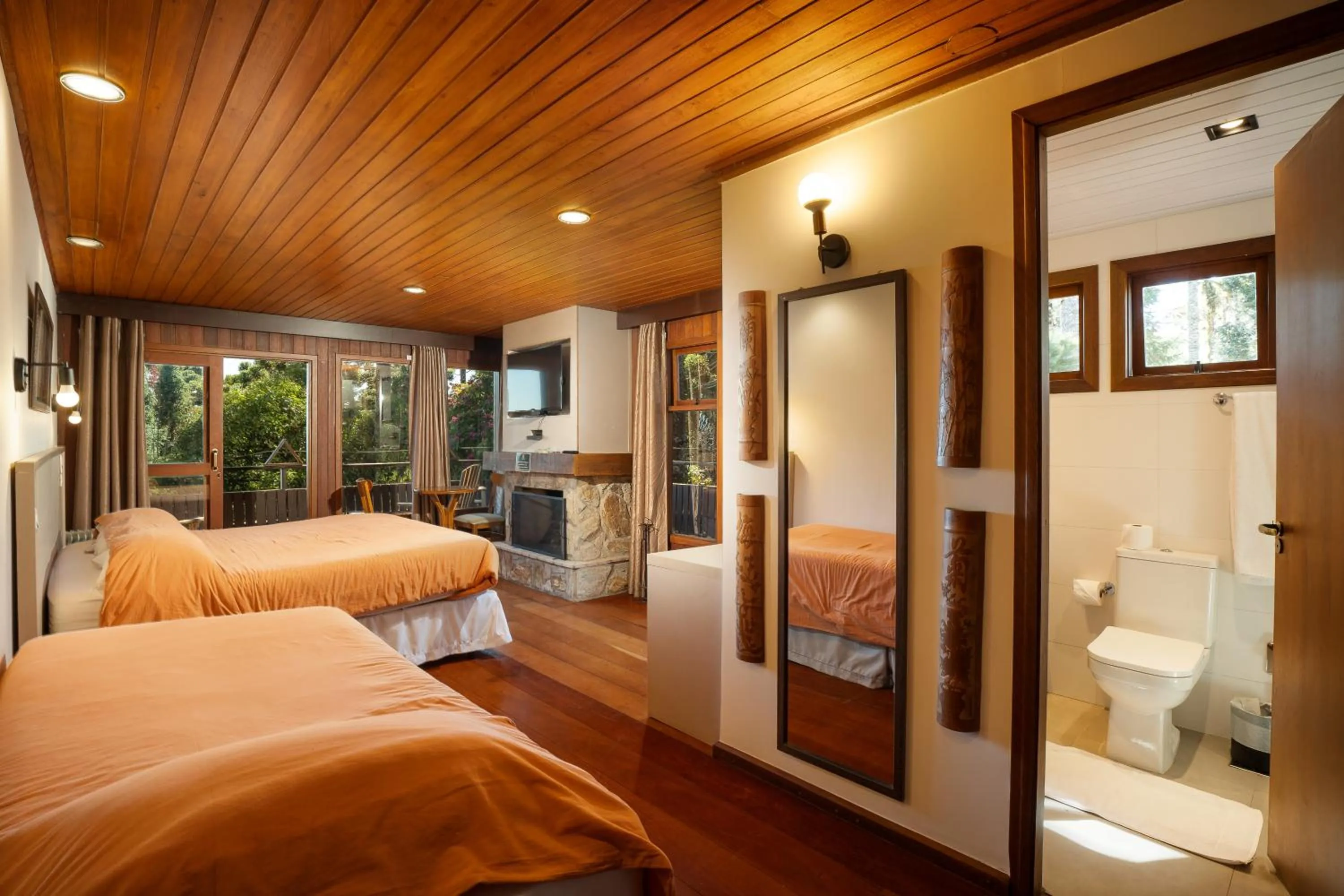 Double Room with Patio in Surya-Pan Refúgio Hotel - Super Pet Friendly