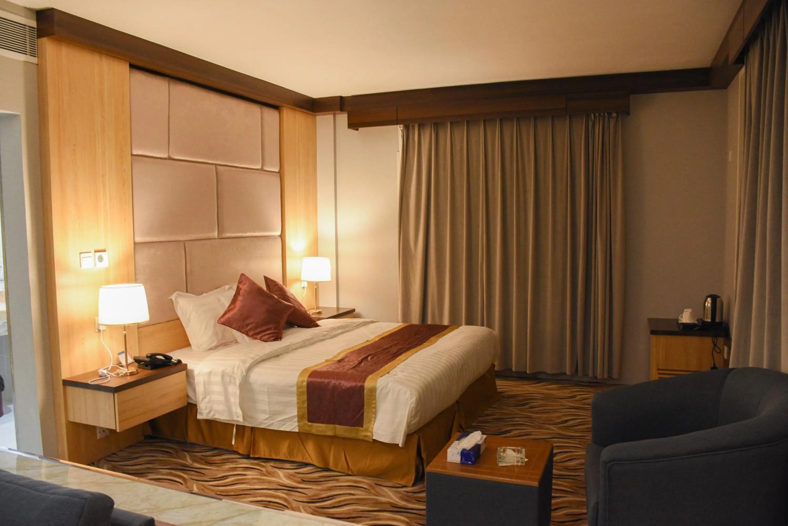 Standard Single Room in Florida Inn Hotel