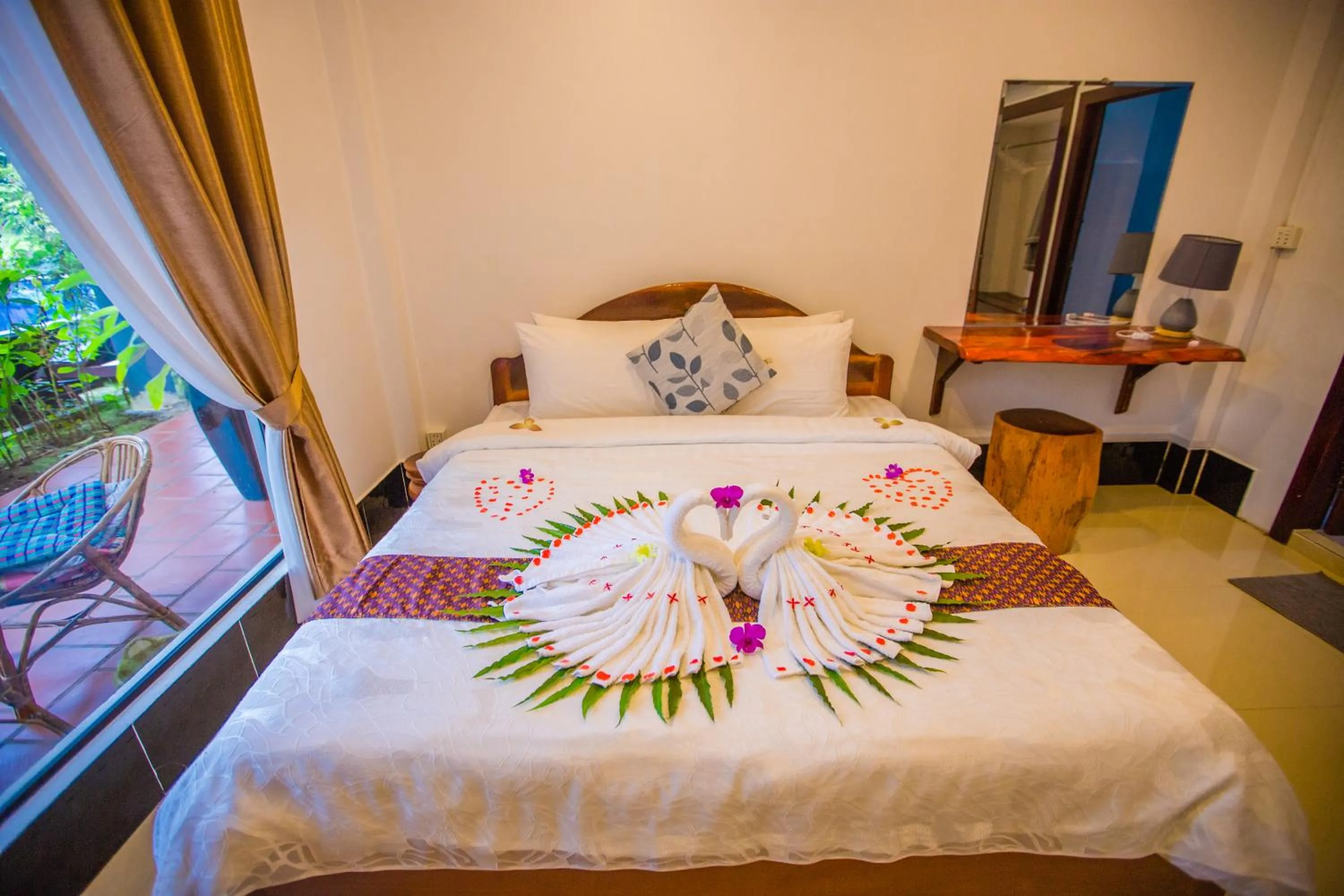 Superior Twin Room with Garden View in Moloppor Villa