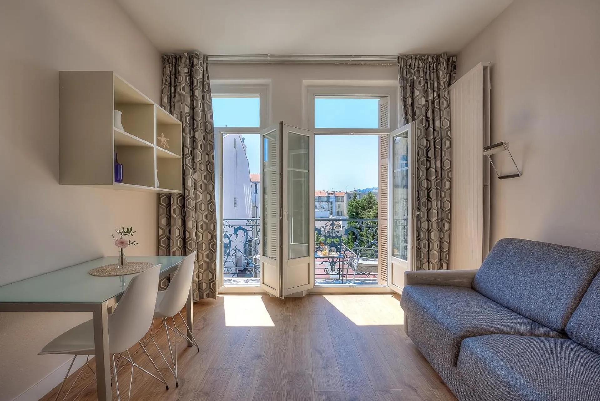 Apartment with Balcony in Maison Lamartine - Nice