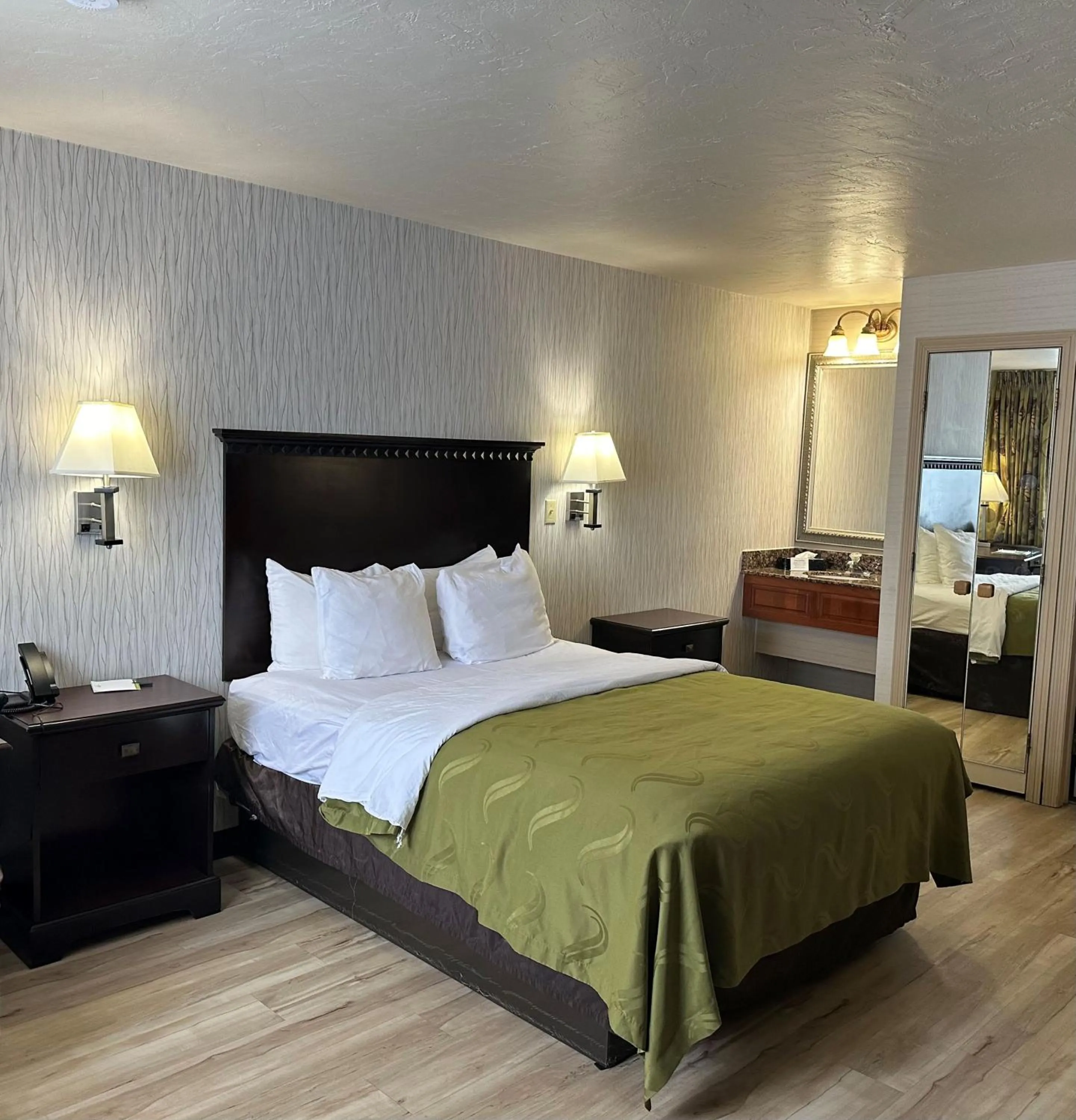 One-Bedroom Suite with Two Queen Beds - Non-Smoking in Wingate by Wyndham Gunnison Near Western Colorado University