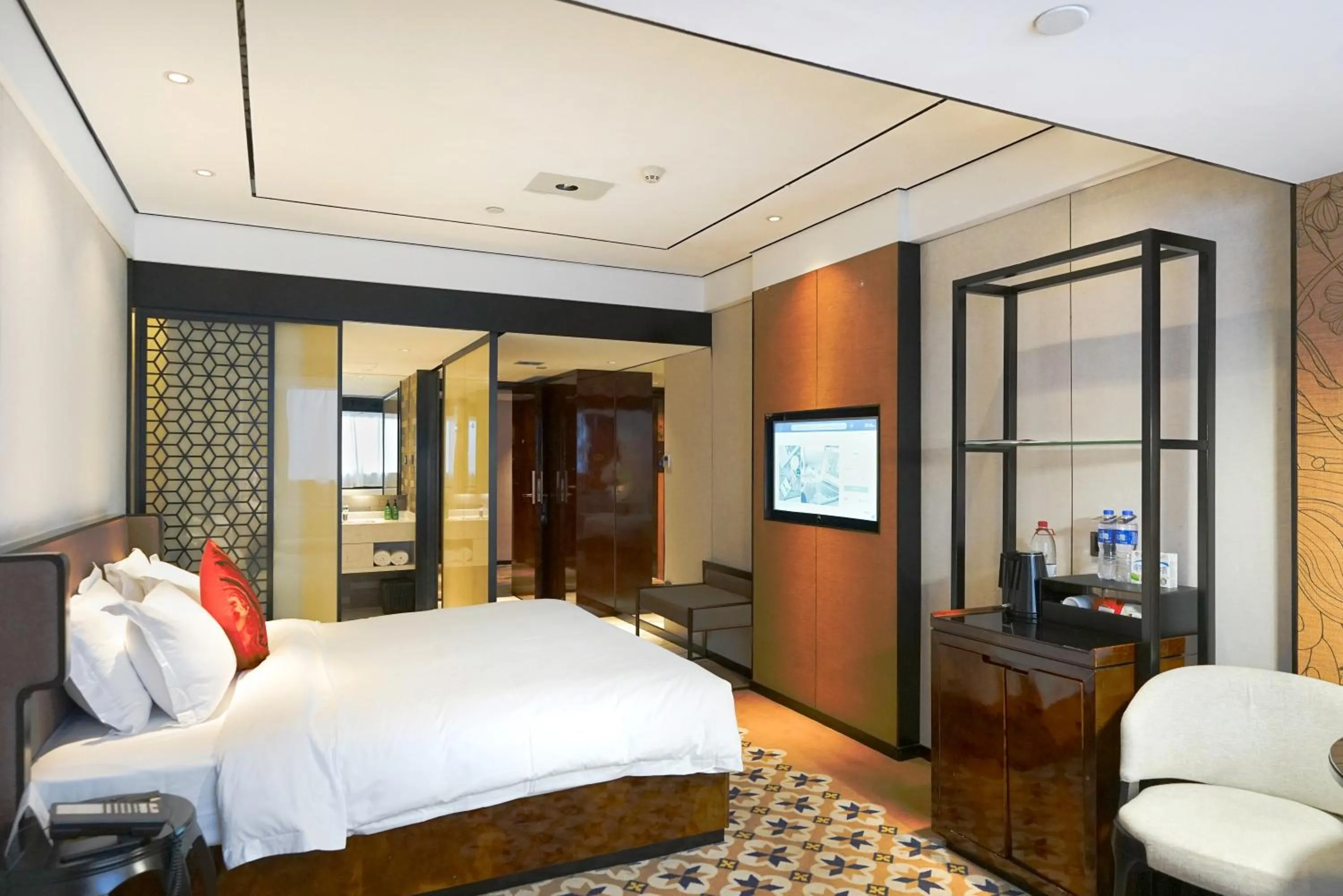 Superior Queen Room in Paco Hotel GuangZhou Zoo Metro Branch