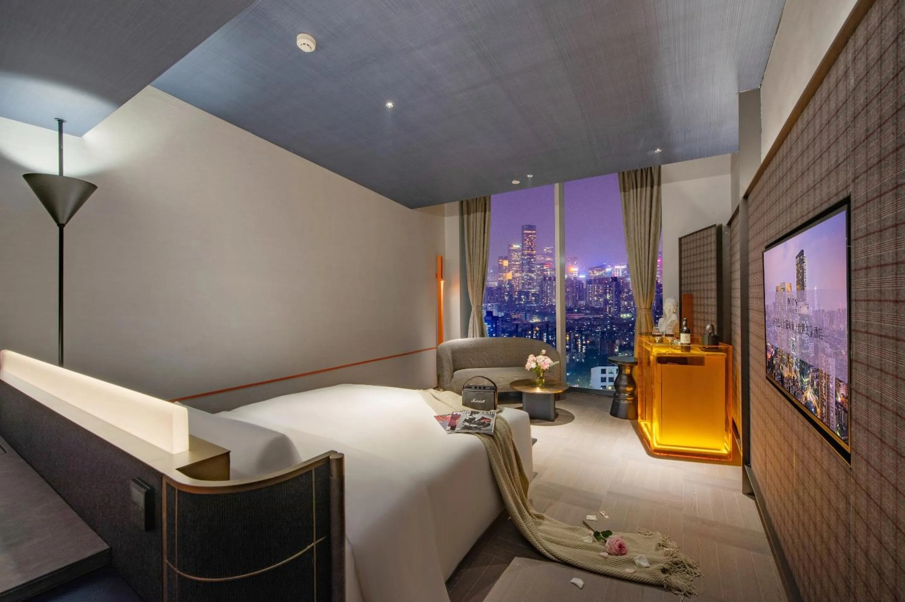 Superior Double Room in The Clouds Apartment