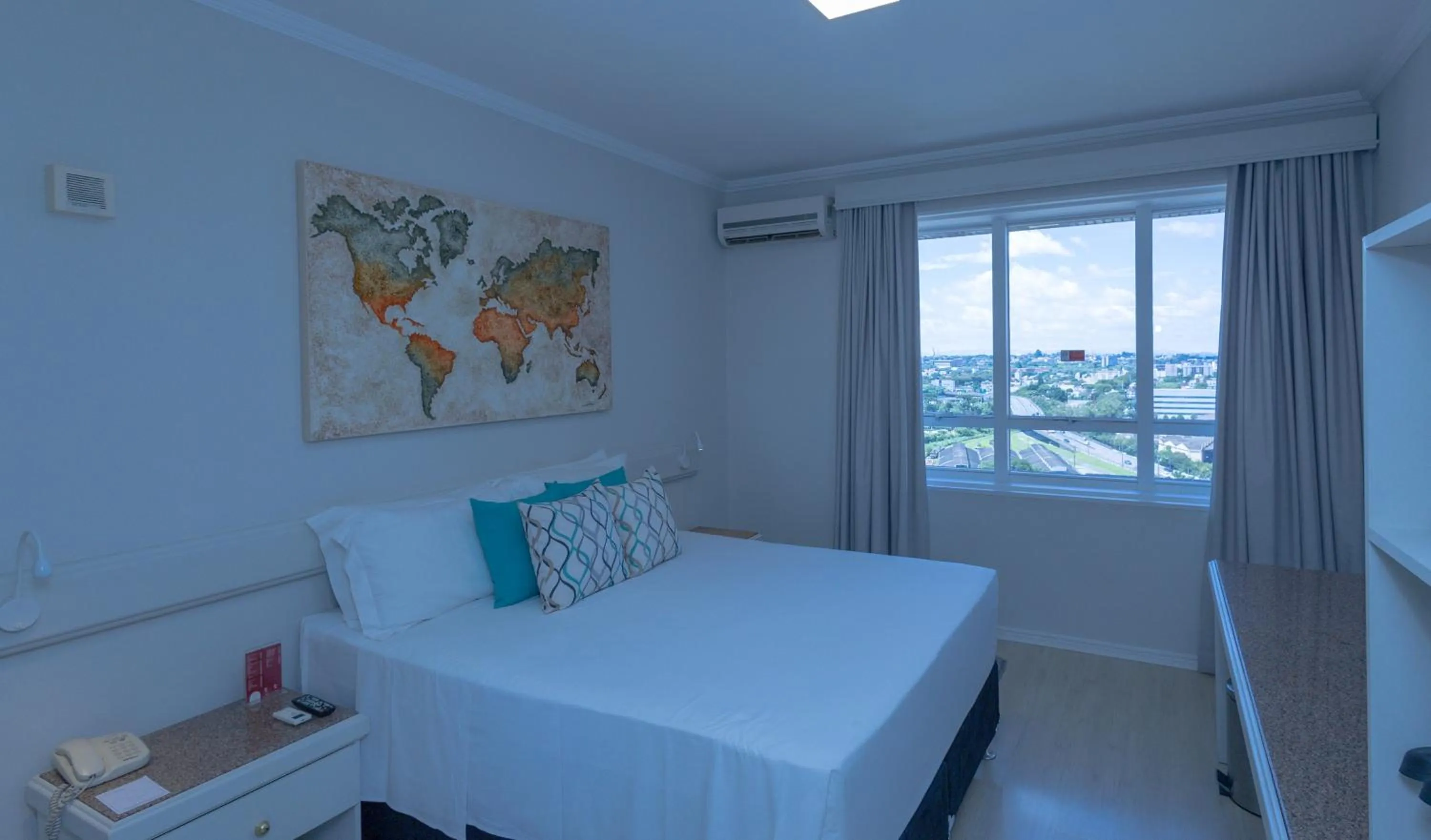 Superior Suite in Lizon Curitiba Hotel