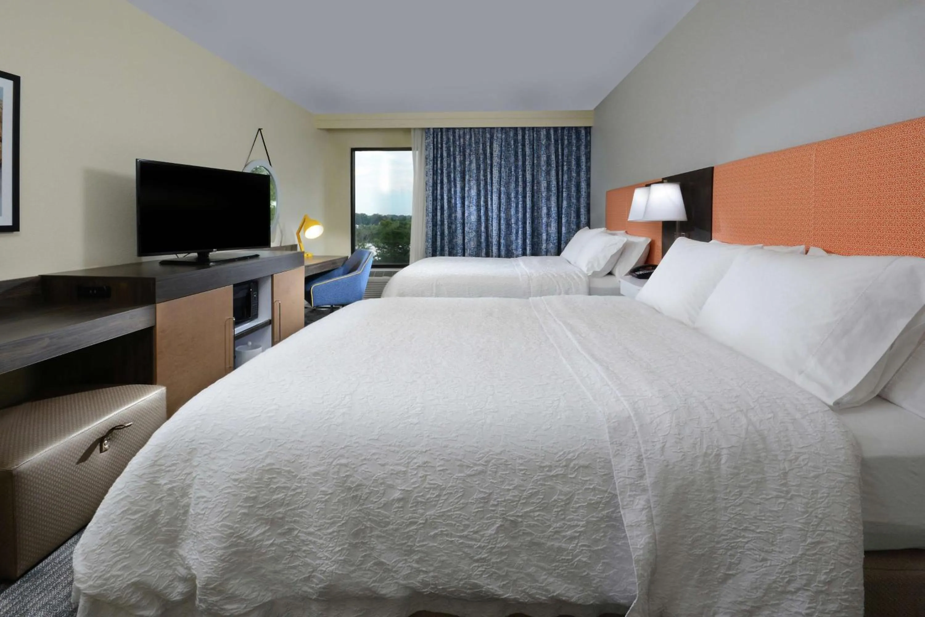 Queen Room with Two Queen Beds - Hearing Access/Non-Smoking in Hampton Inn & Suites Greenville/Spartanburg I-85