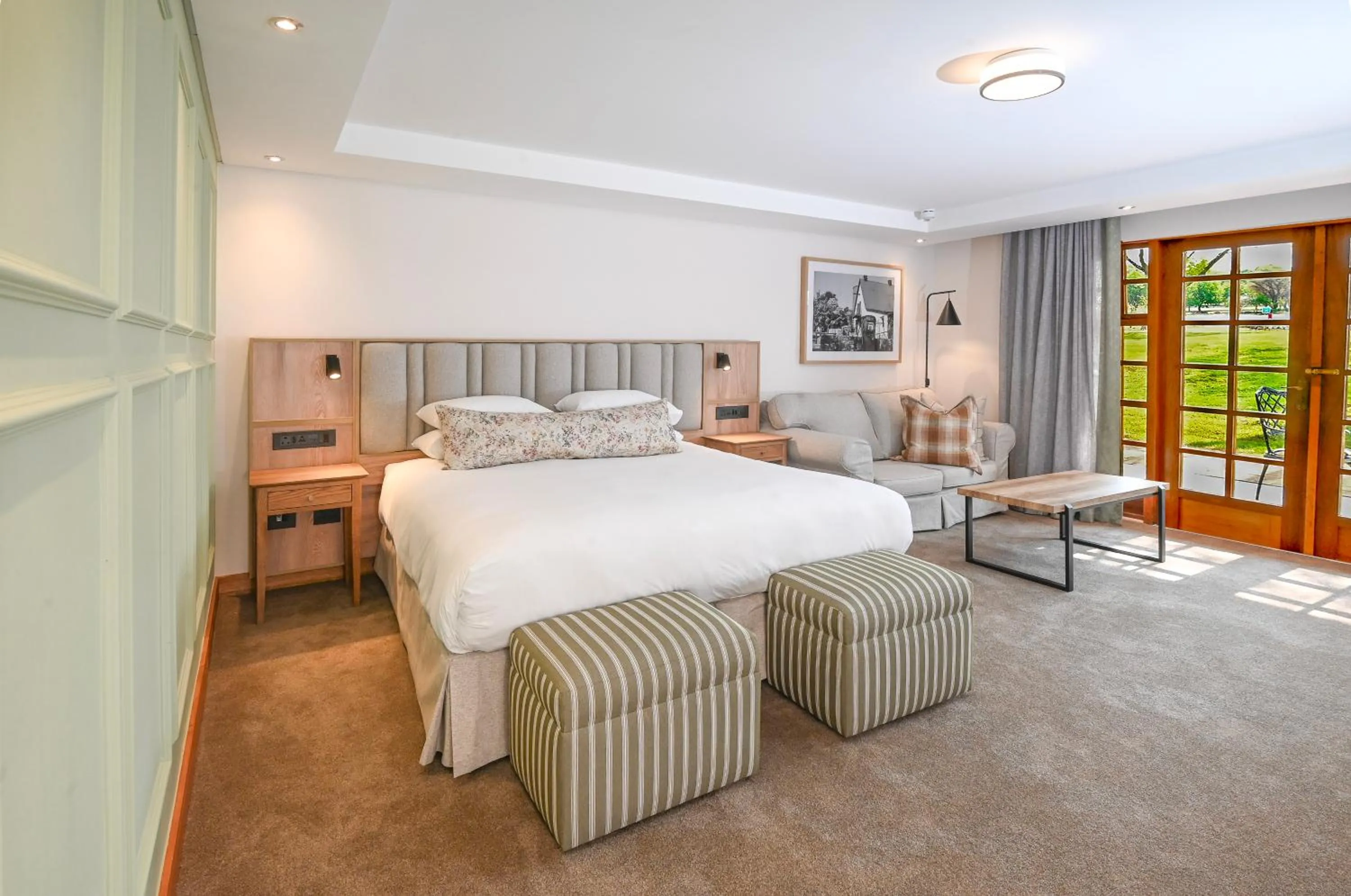 Guest room, 1 King, Sofa bed, Lake view, Patio  in Irene Country Hotel, Autograph Collection