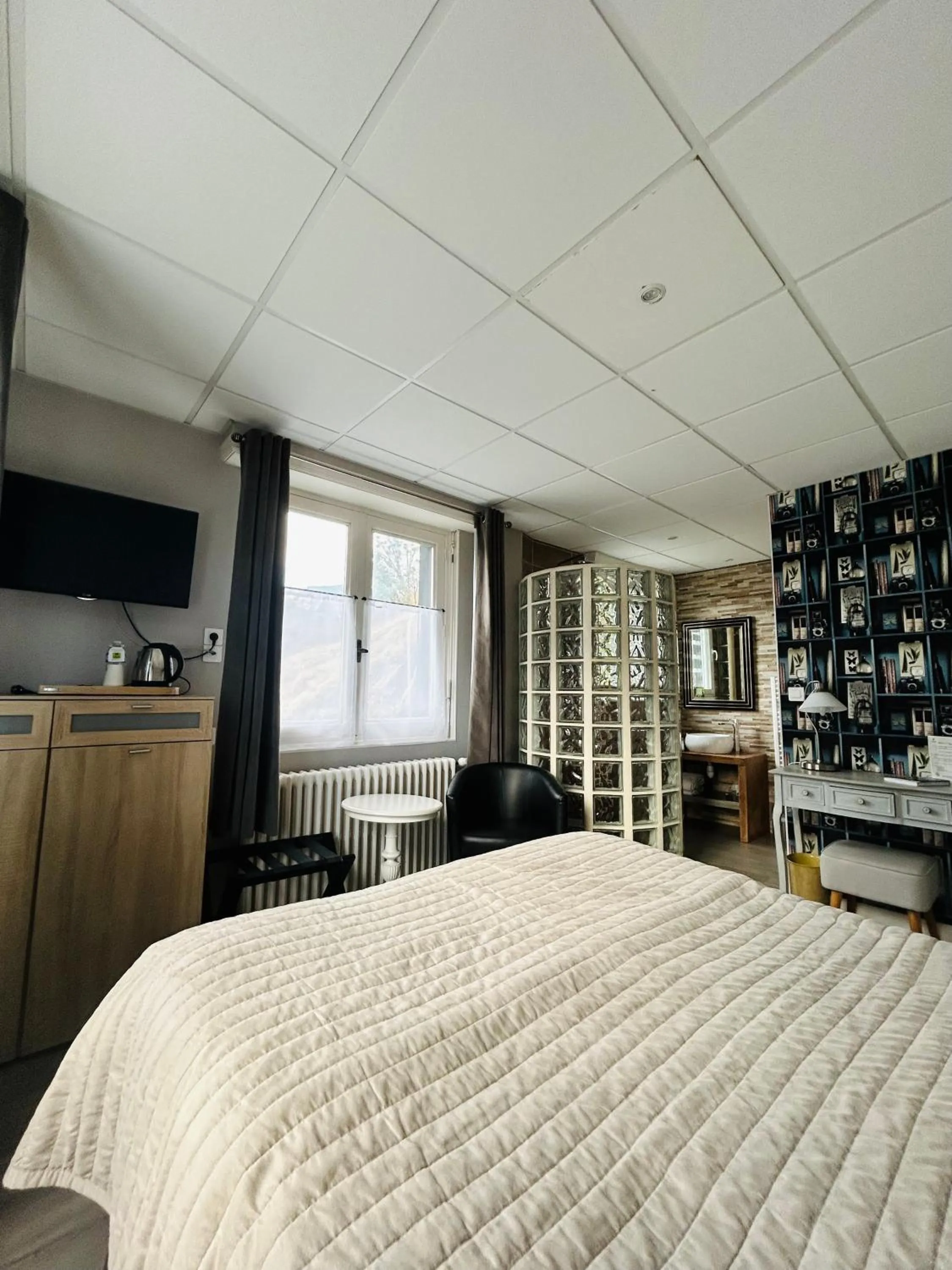 Superior Double Room in Logis Hôtel L'Ayguelade