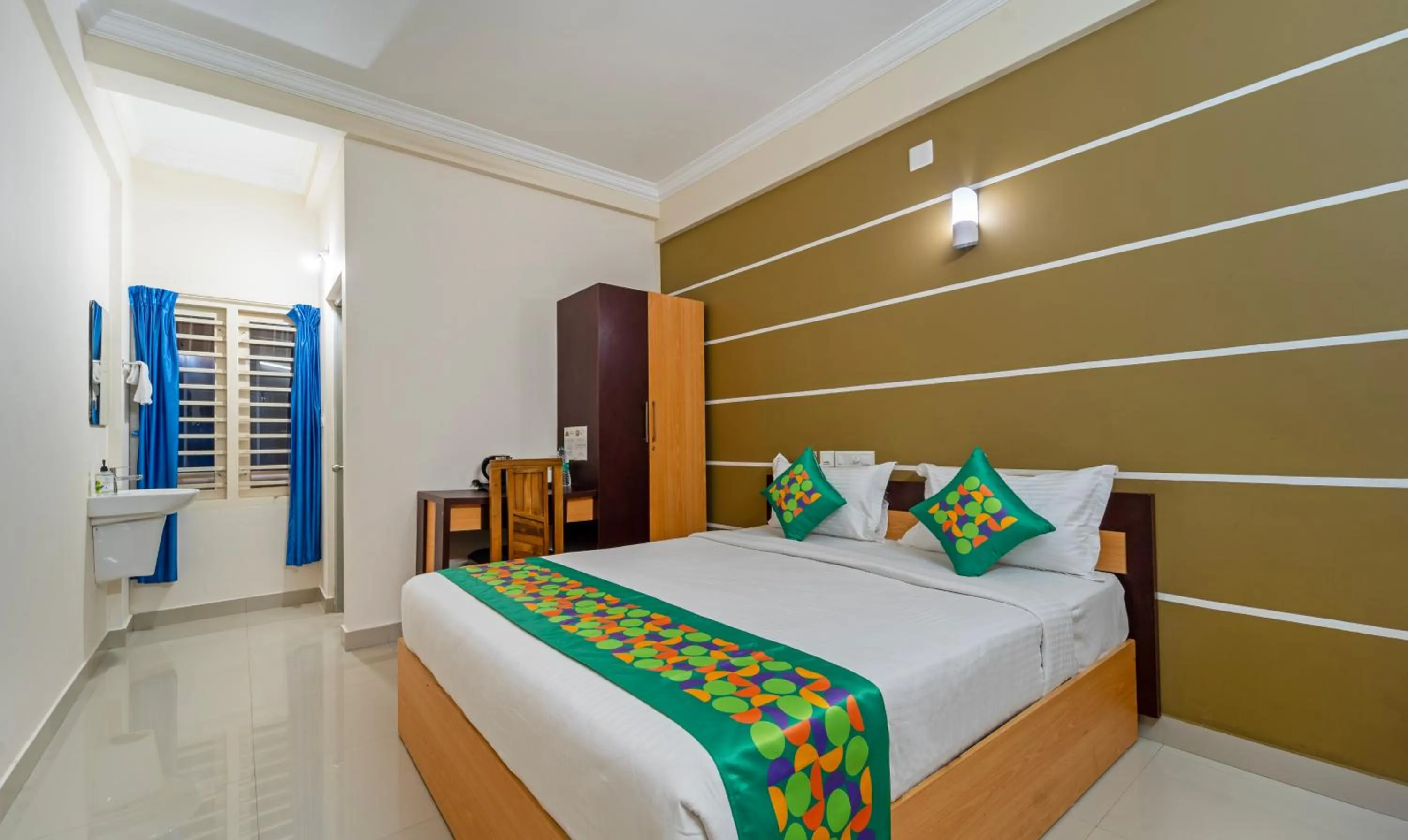 Standard  Room - single occupancy in Treebo Thoduvas Star Plaza Cochin Airport