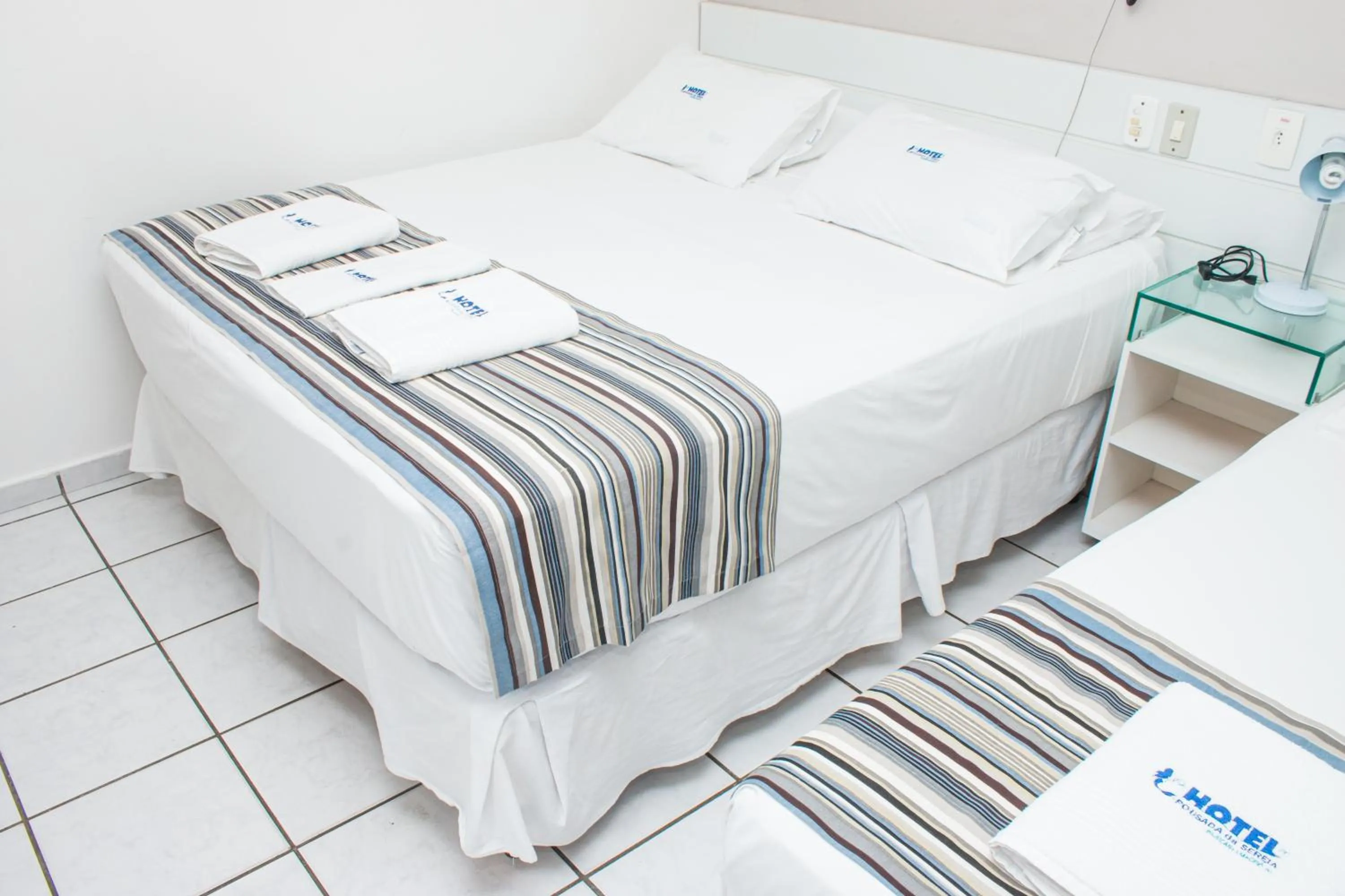 Standard Triple Room in Hotel Pousada Da Sereia
