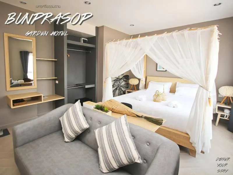 Deluxe Room in Bunprasop Garden Hotel