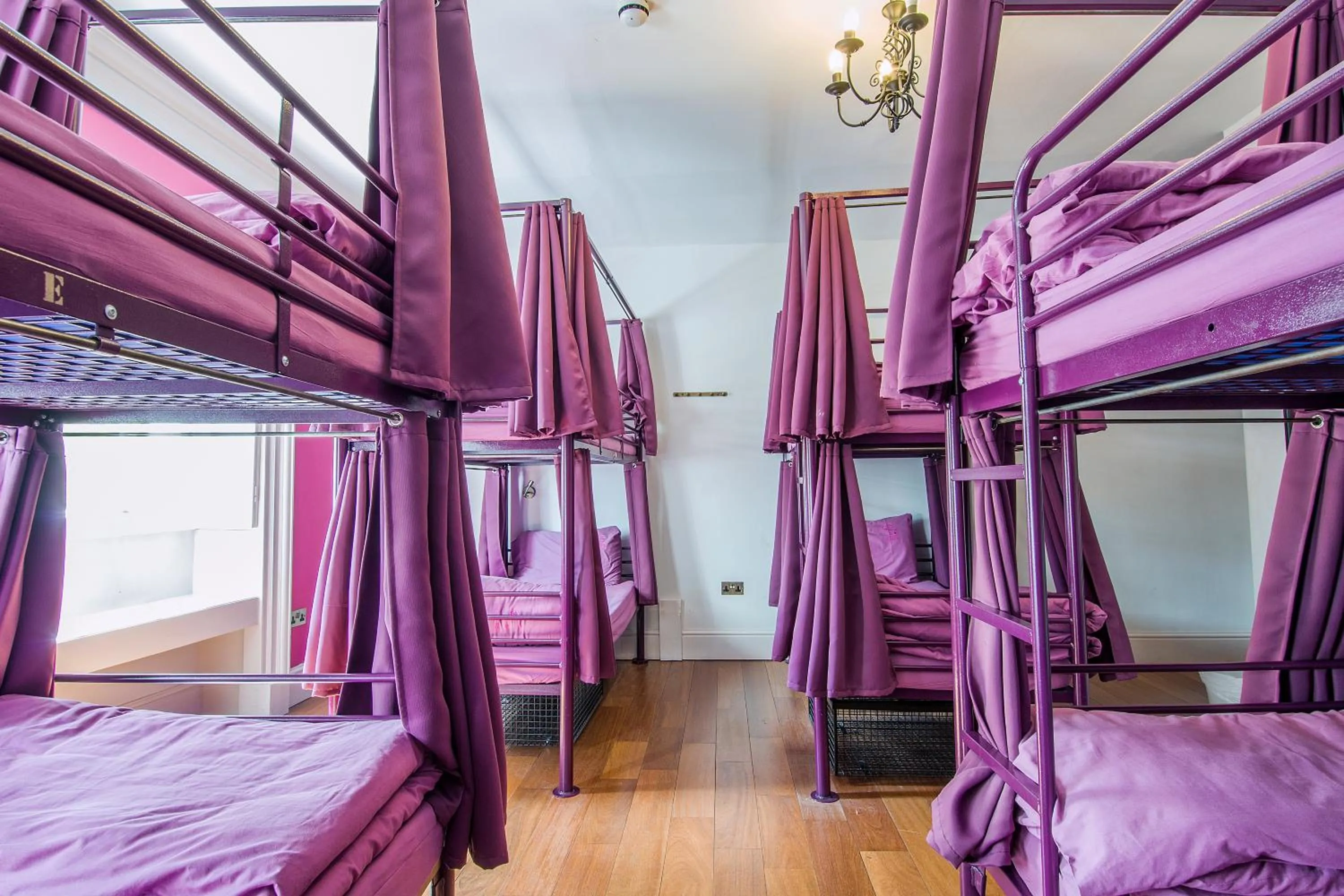 8-Bed Private Room Shared Bathroom in Safestay York Micklegate