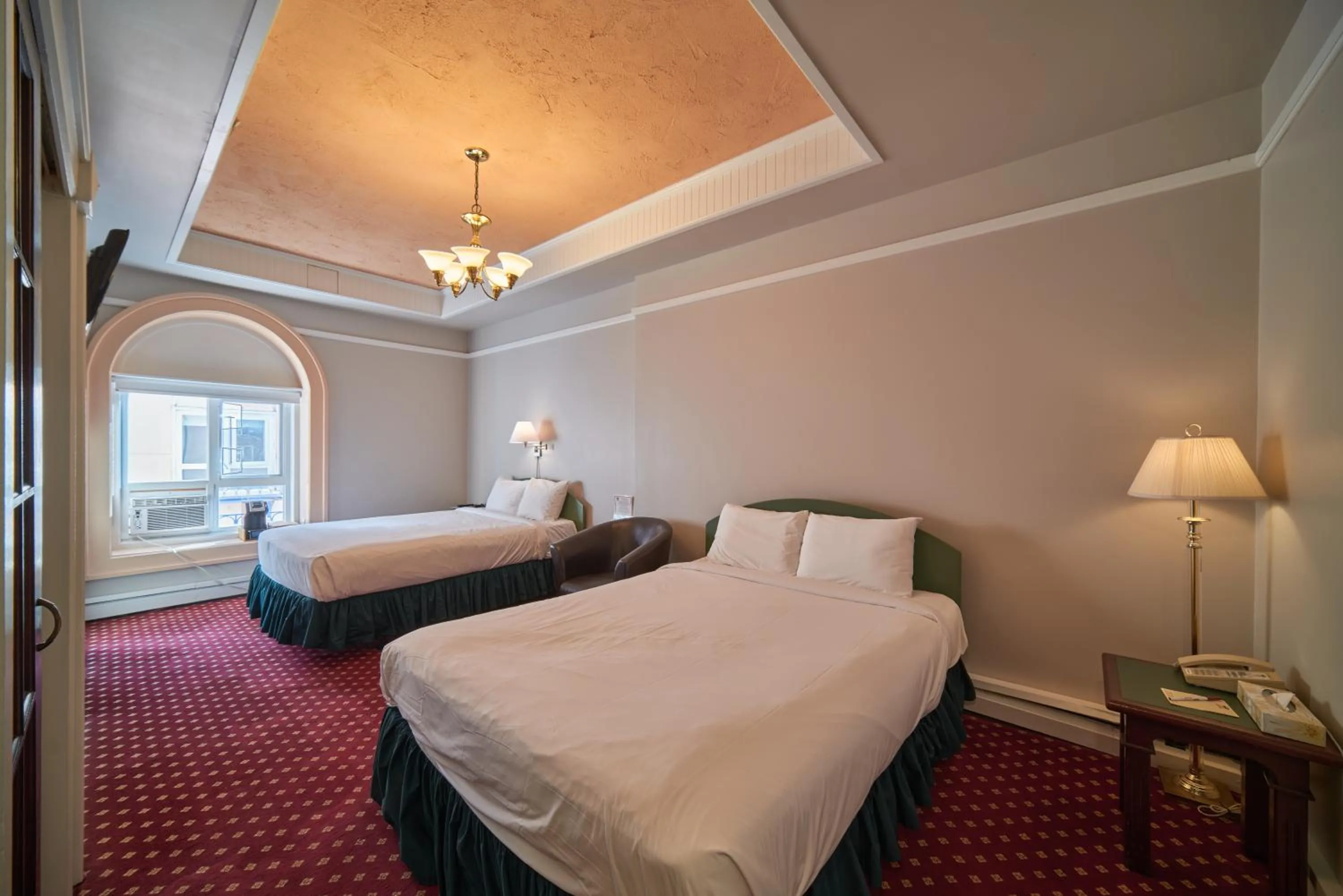 Deluxe Double Room in The Bedford Regency Hotel