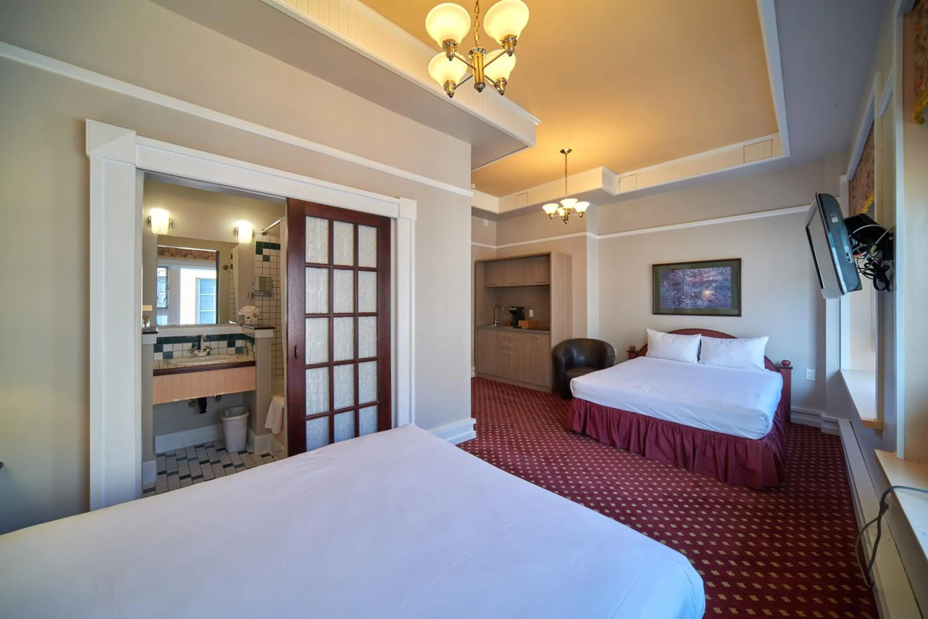 Queen Room with Two Queen Beds in The Bedford Regency Hotel