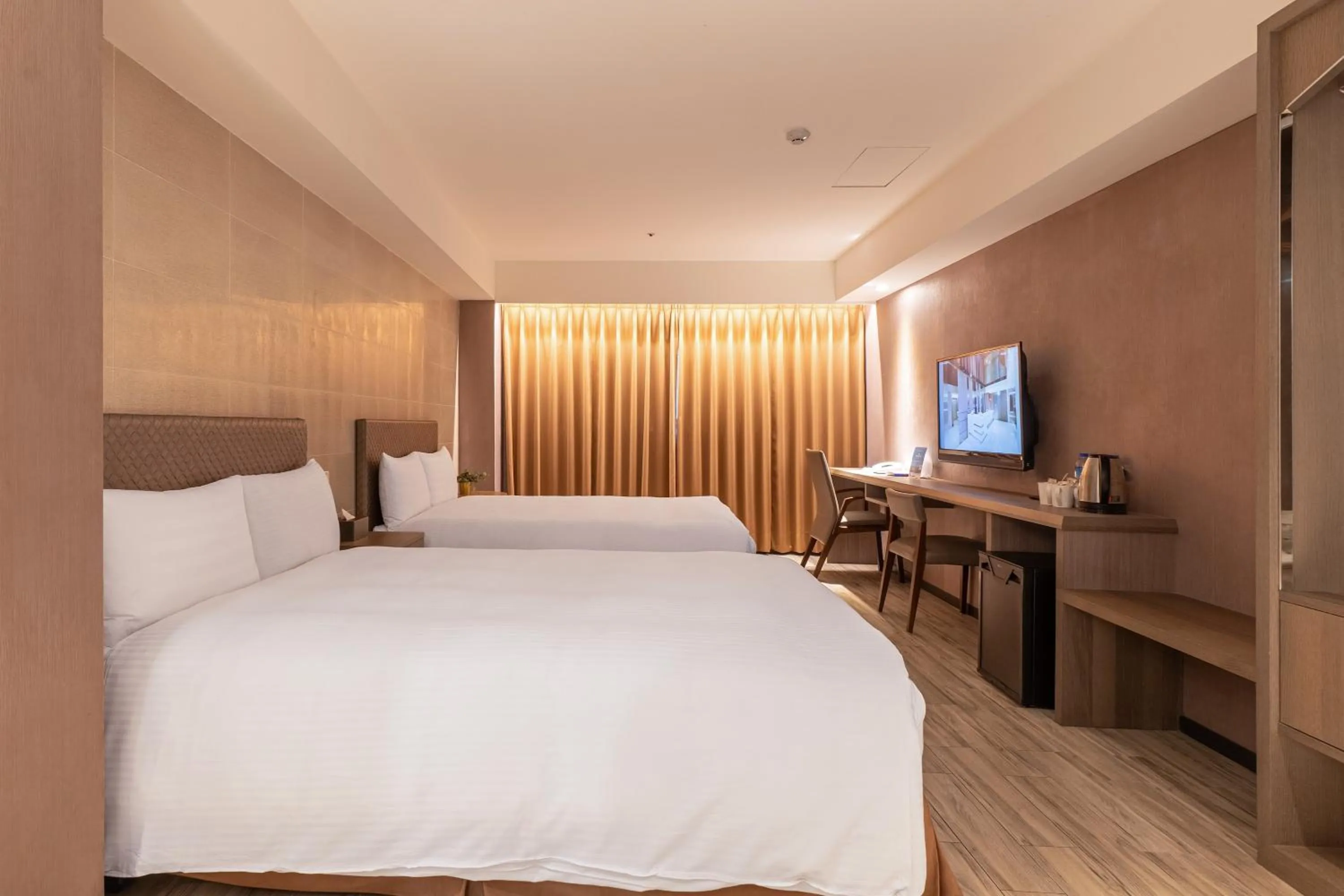 Superior Quadruple Room in Guide Hotel Taipei Fuxing North