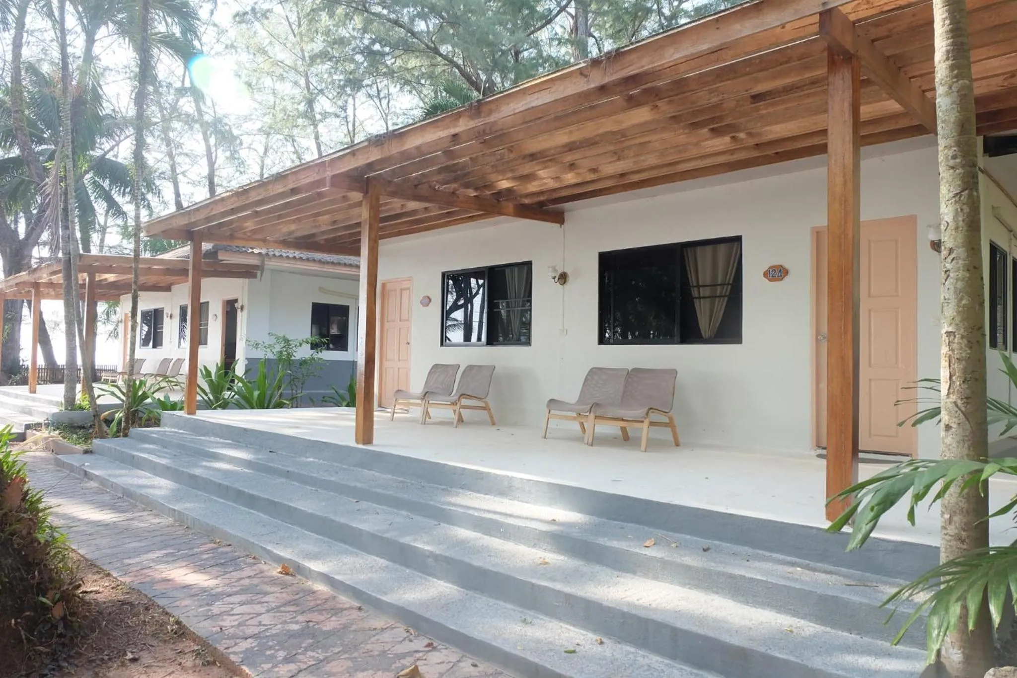 Bungalow with Sea View in Pakmeng Resort