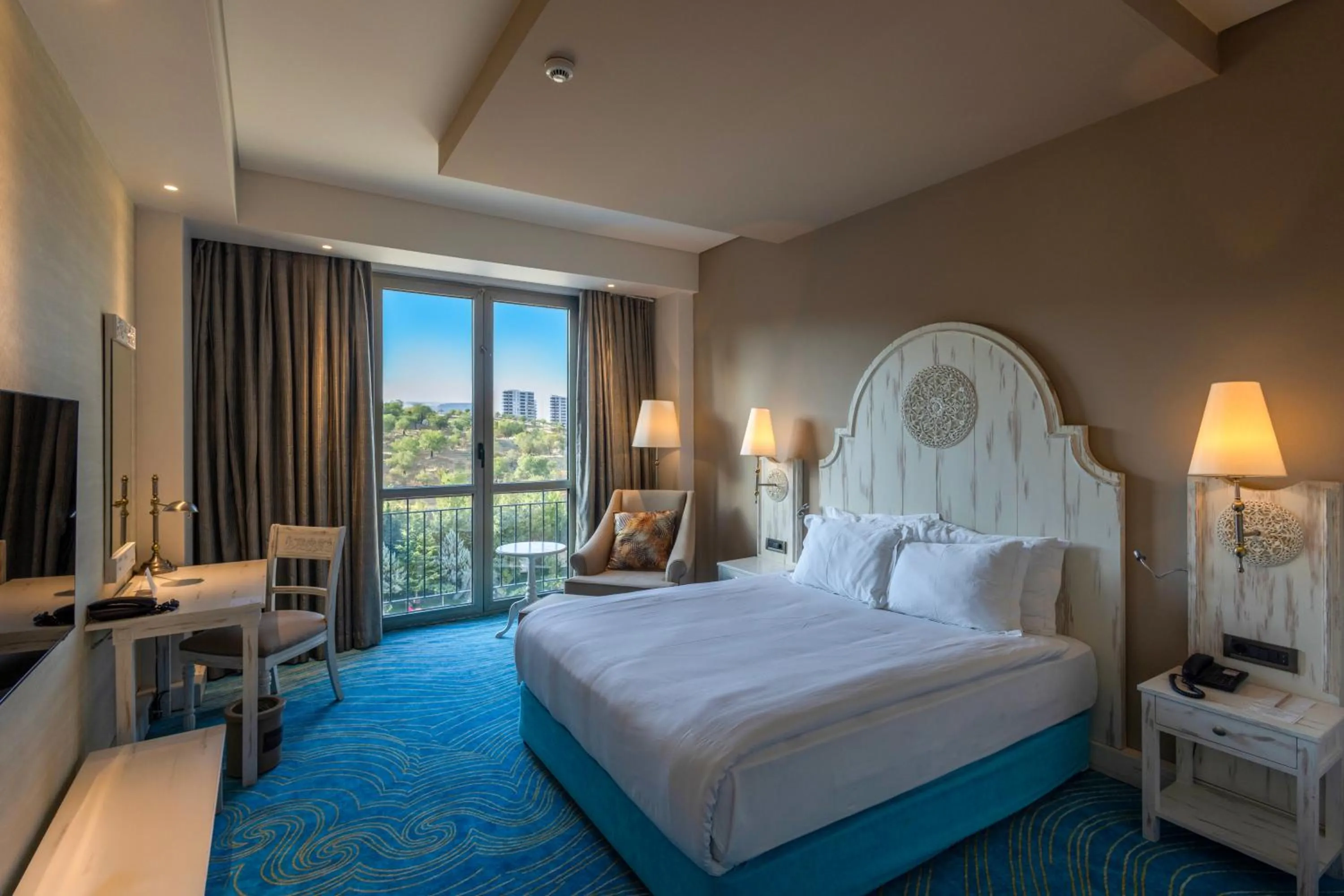 King Room - Non-Smoking in Ramada Plaza by Wyndham Mardin