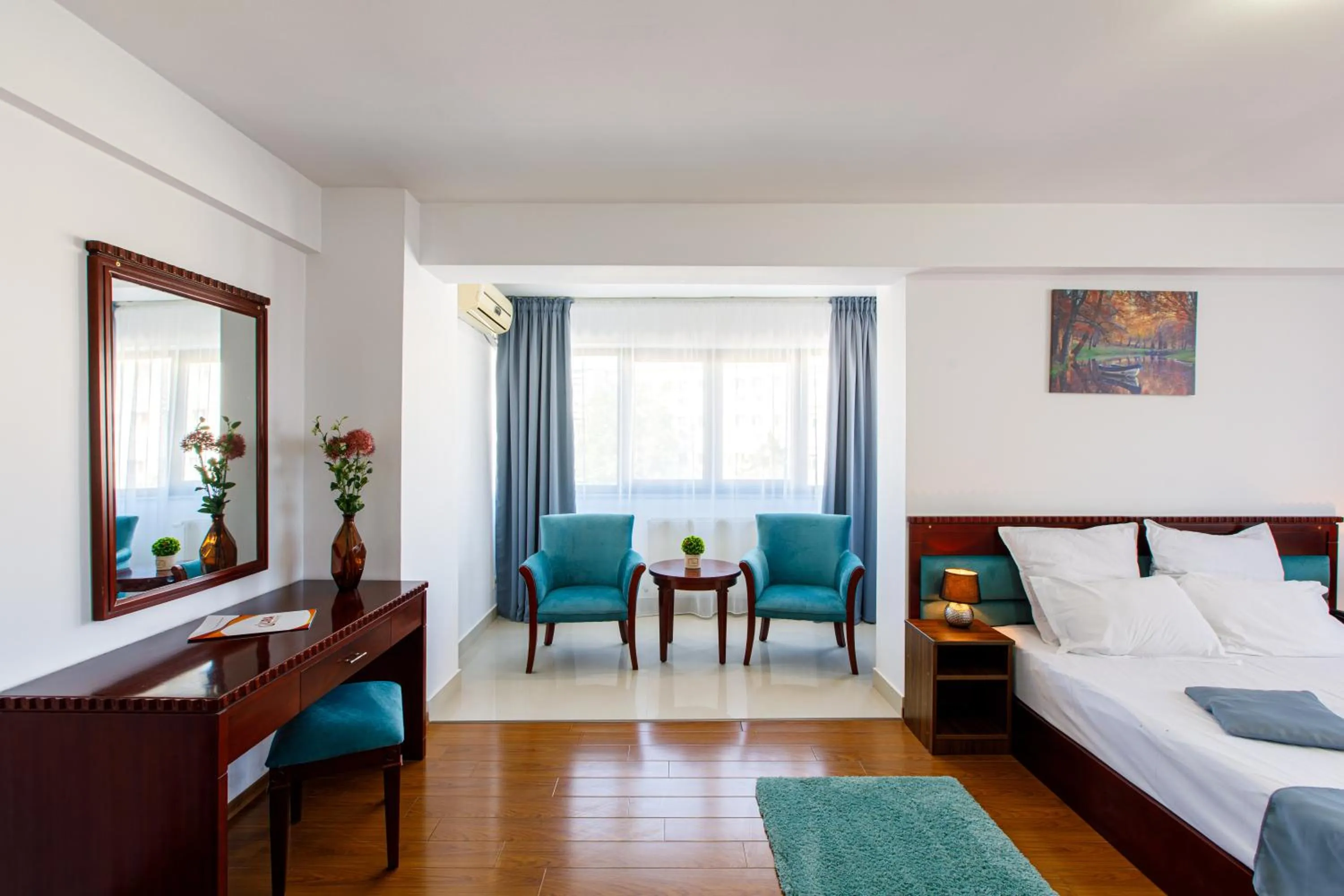 Superior Studio with Balcony in Lira Pacific Aparthotel