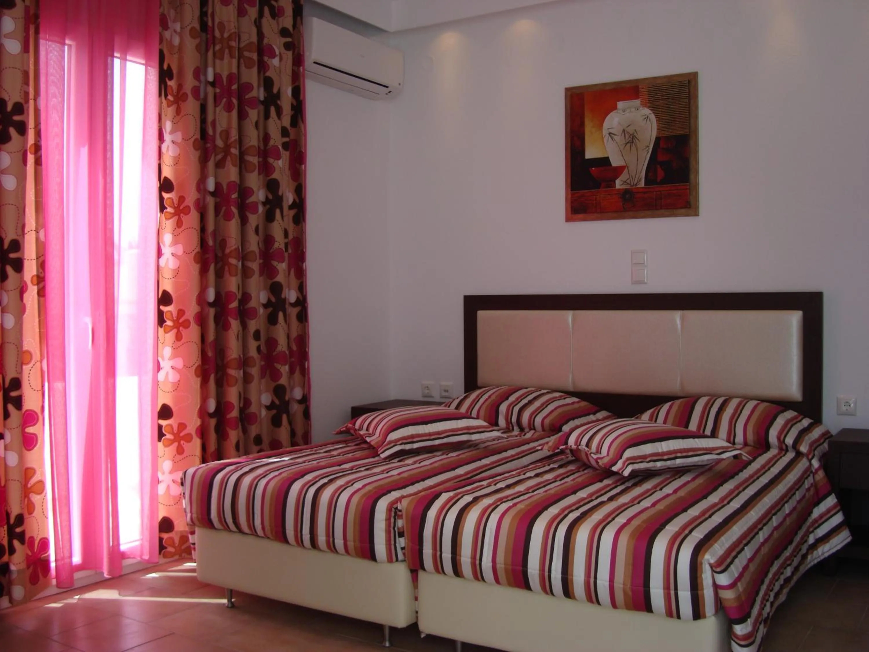Apartment (3 Adults) in Elena Studios & Suites
