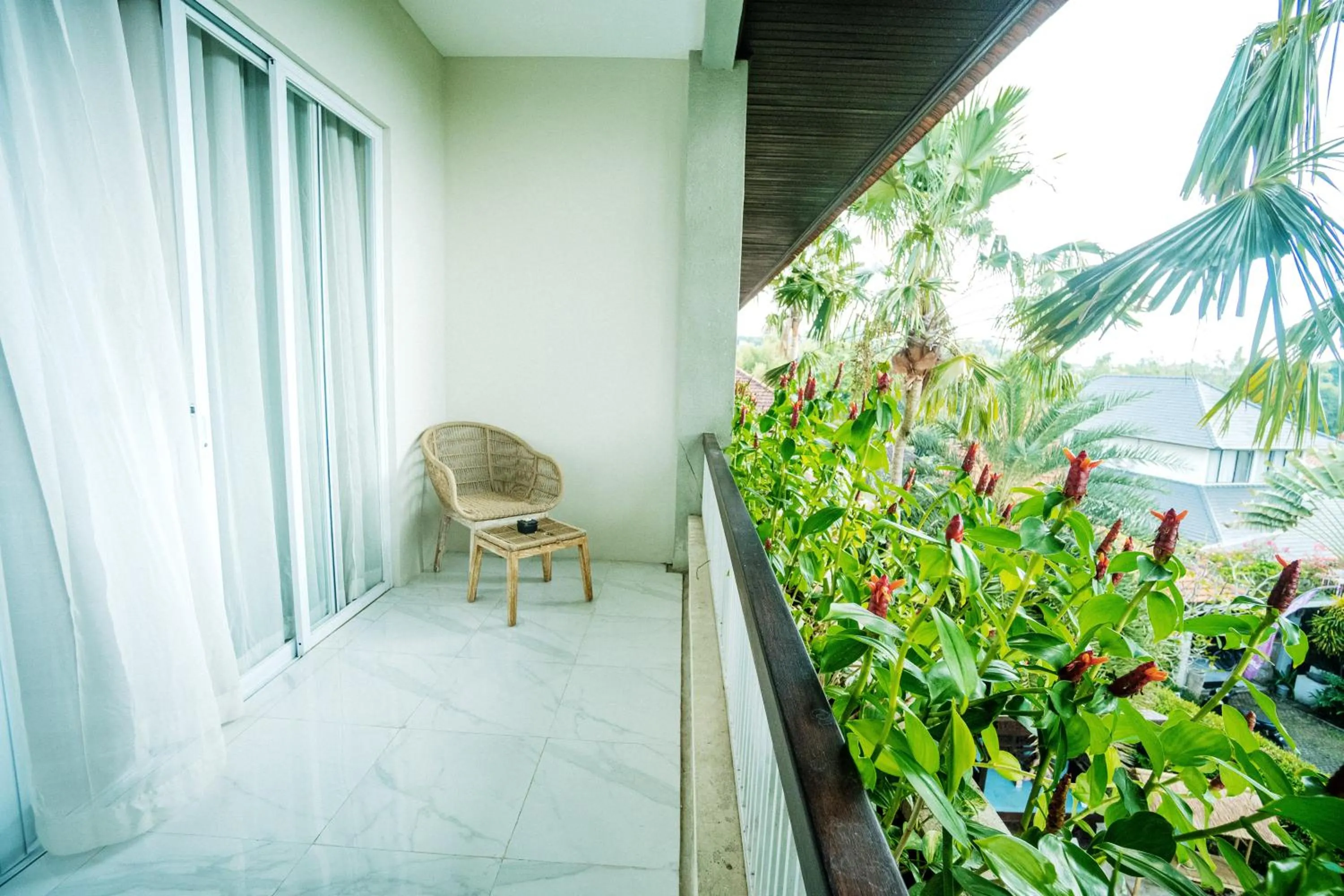Deluxe Double Pool View Room with Daily Afternoon Tea in Tapa Tepi Kali Canggu