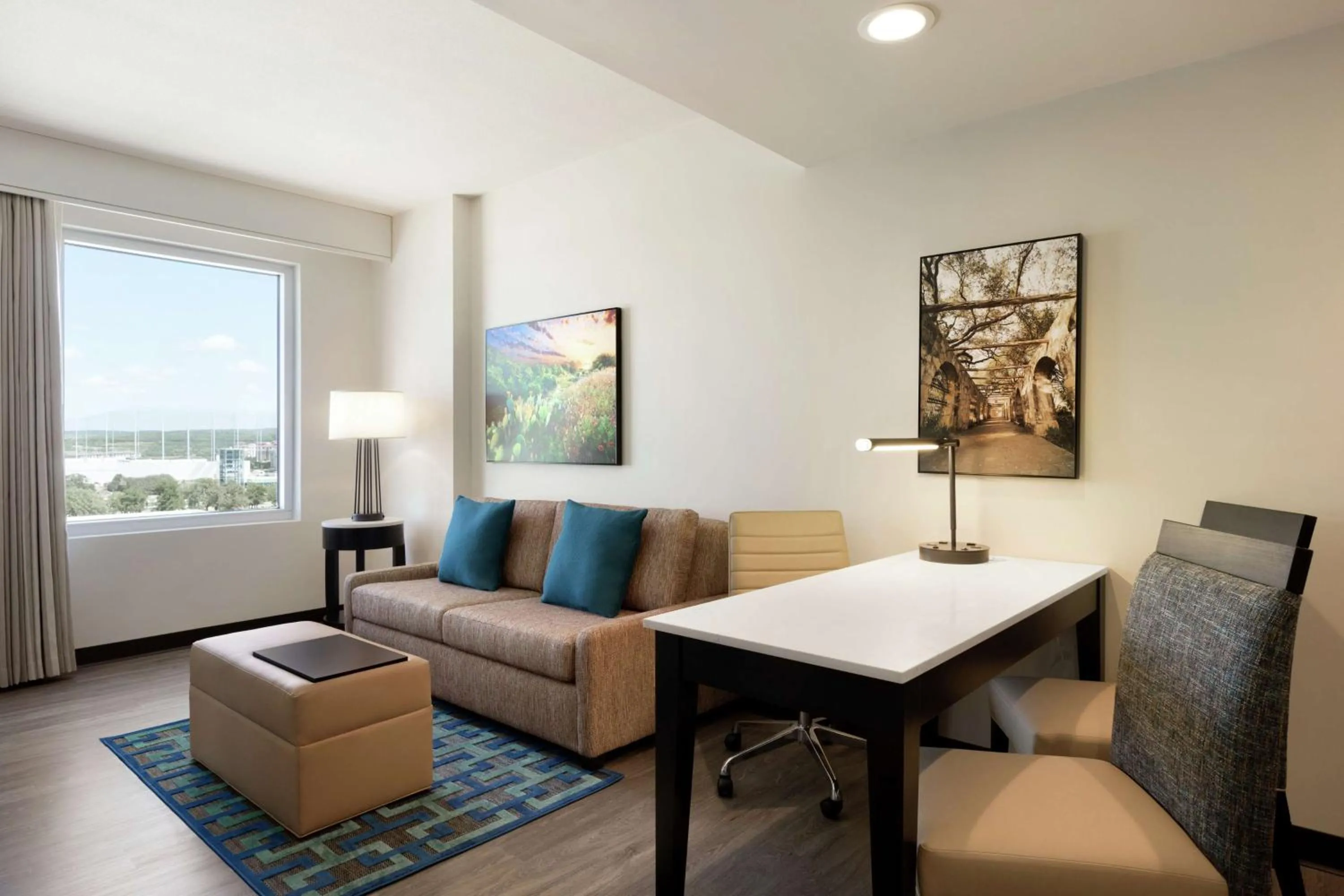 Two-Room Queen Suite with Two Queen Beds in Embassy Suites By Hilton San Antonio Landmark