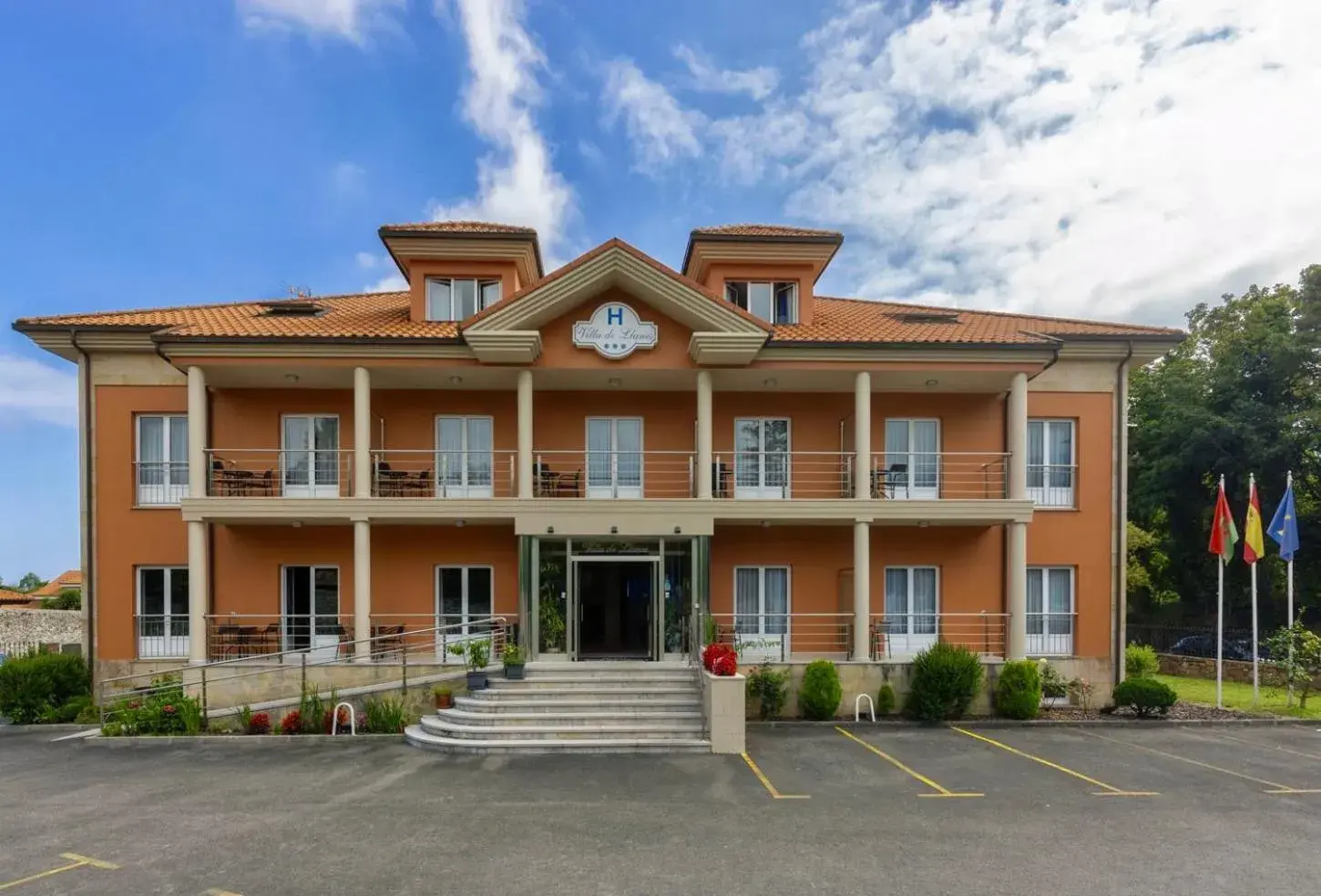 Villa De Llanes Villa De Llanes