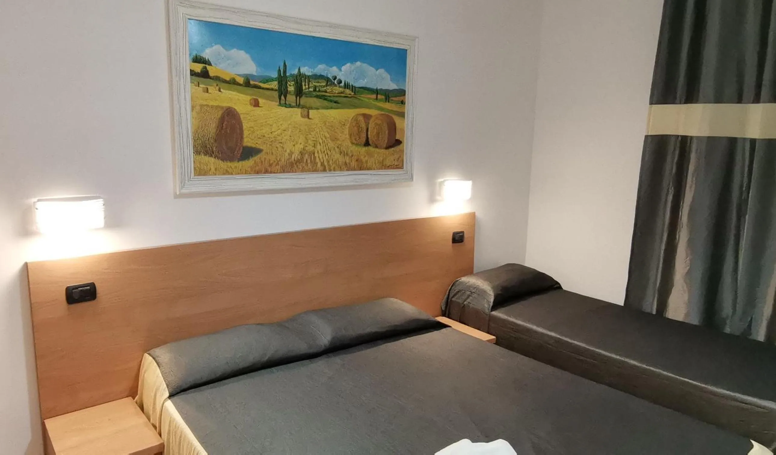 Triple Room in Friendship Place