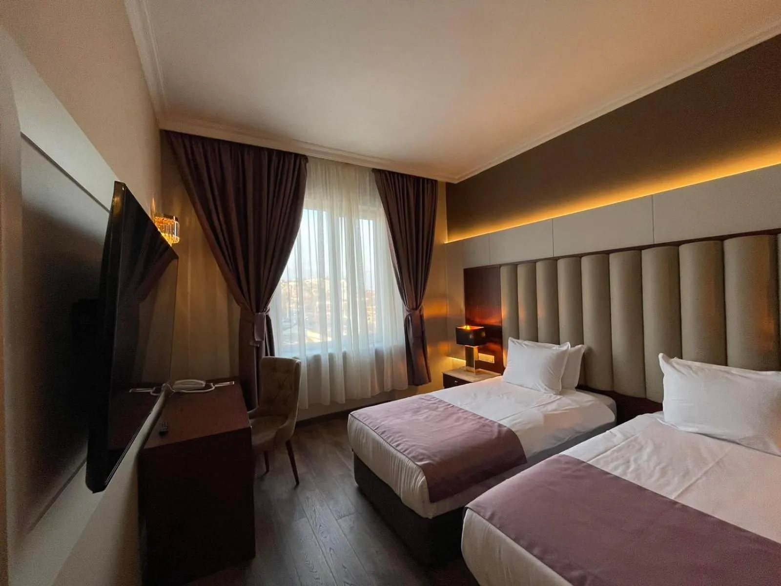 Premium Twin Room - single occupancy in Ramada by Wyndham Plovdiv Trimontium