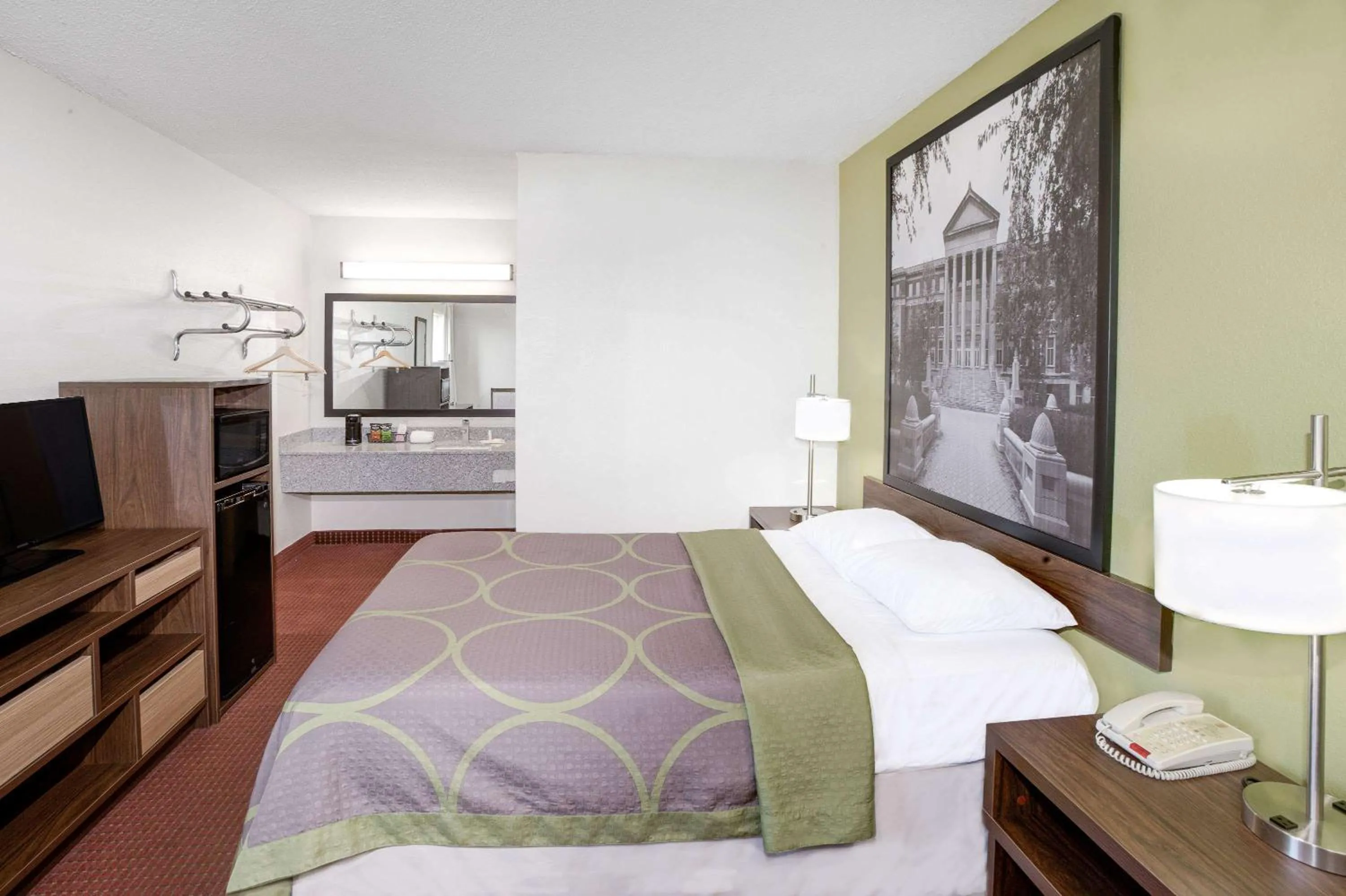 Photo of the whole room, Bed in Super 8 by Wyndham Lafayette