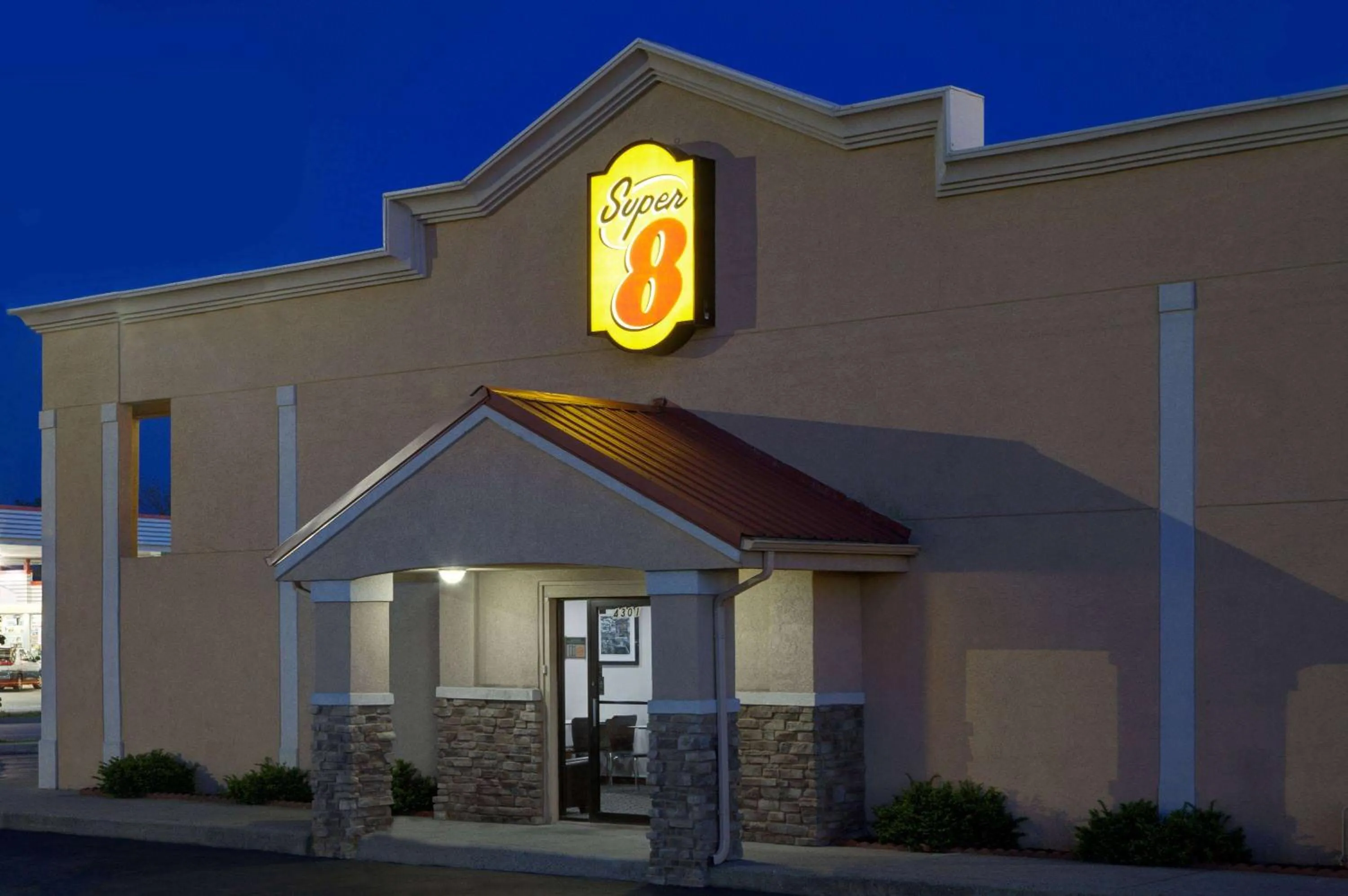 Property building in Super 8 by Wyndham Lafayette