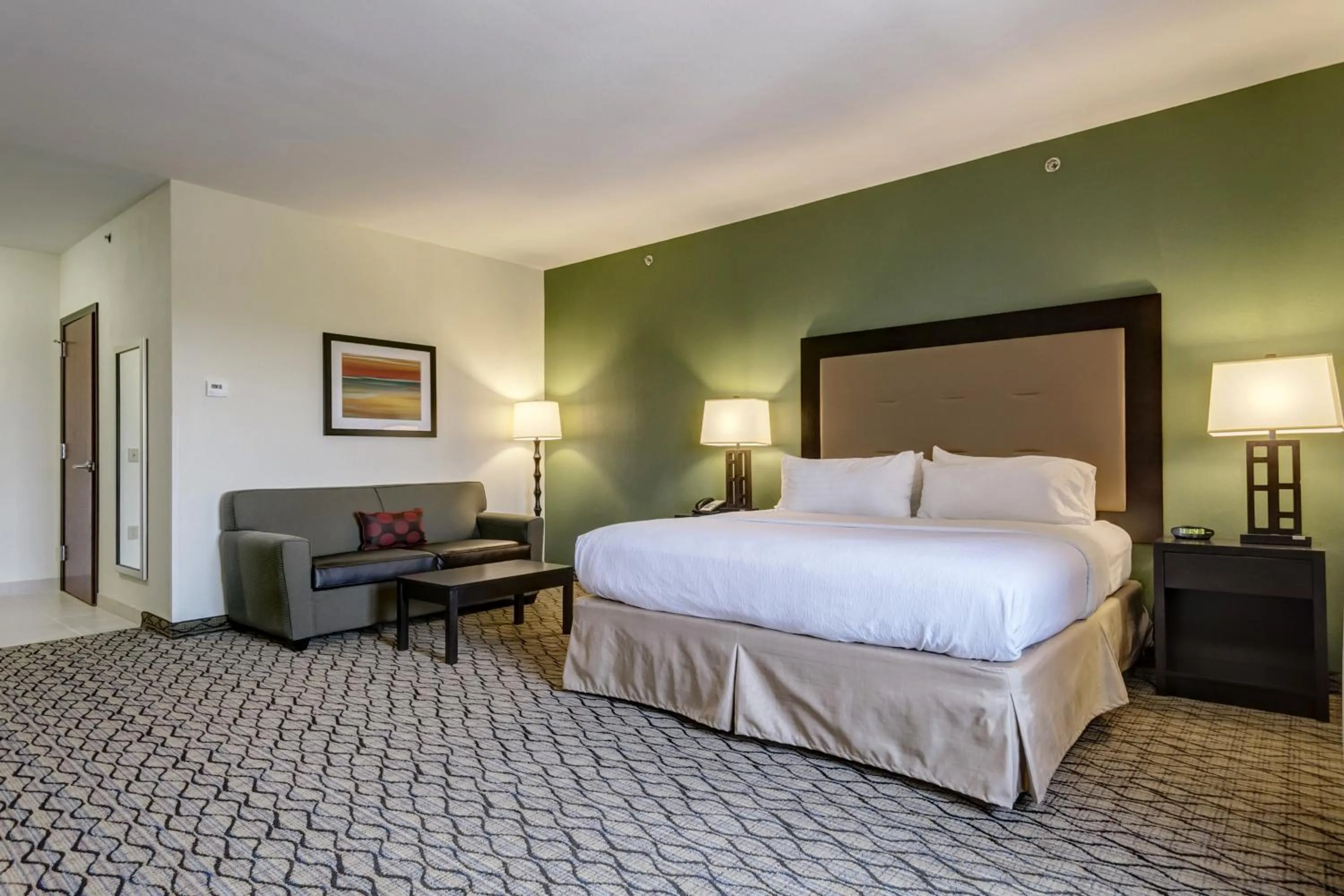 Standard King Room in Holiday Inn Poplar Bluff by IHG