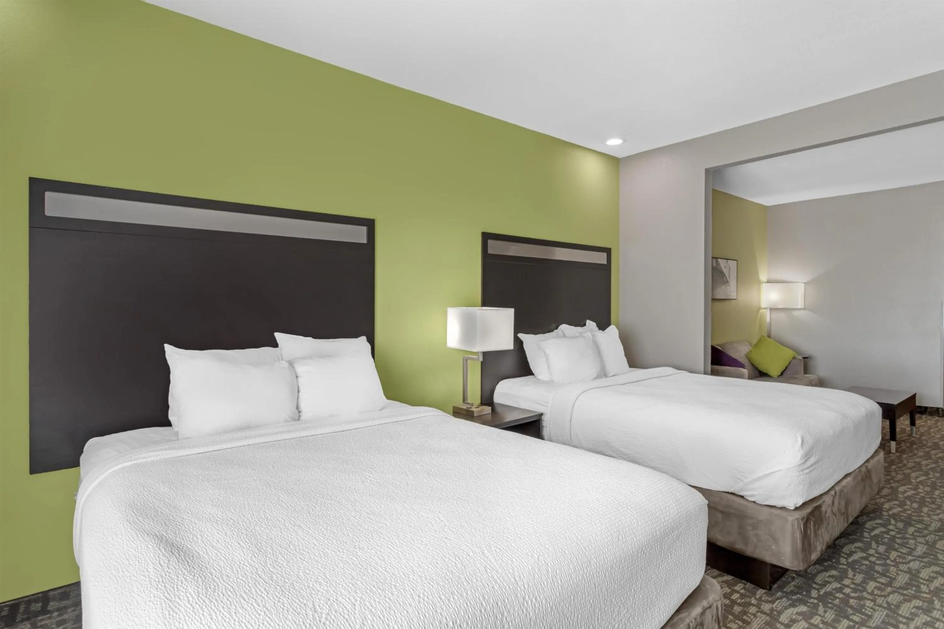 Queen Suite with Two Queen Beds and Bath Tub - Sofa Bed/Disability Access in Best Western Plus Bay City Inn & Suites