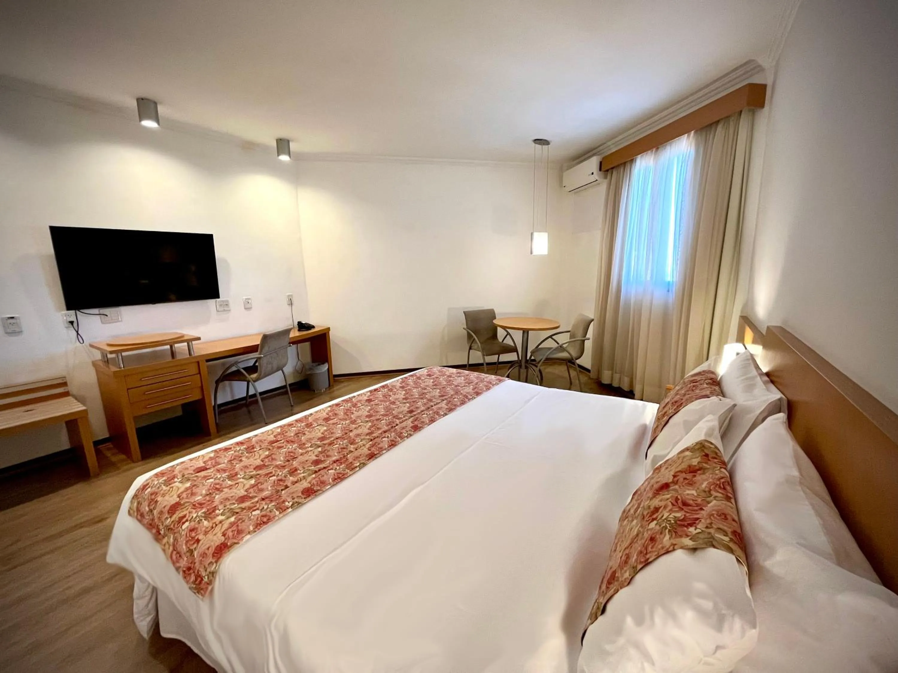 Deluxe King Room - single occupancy in Grand Hotel Royal Sorocaba by Atlantica