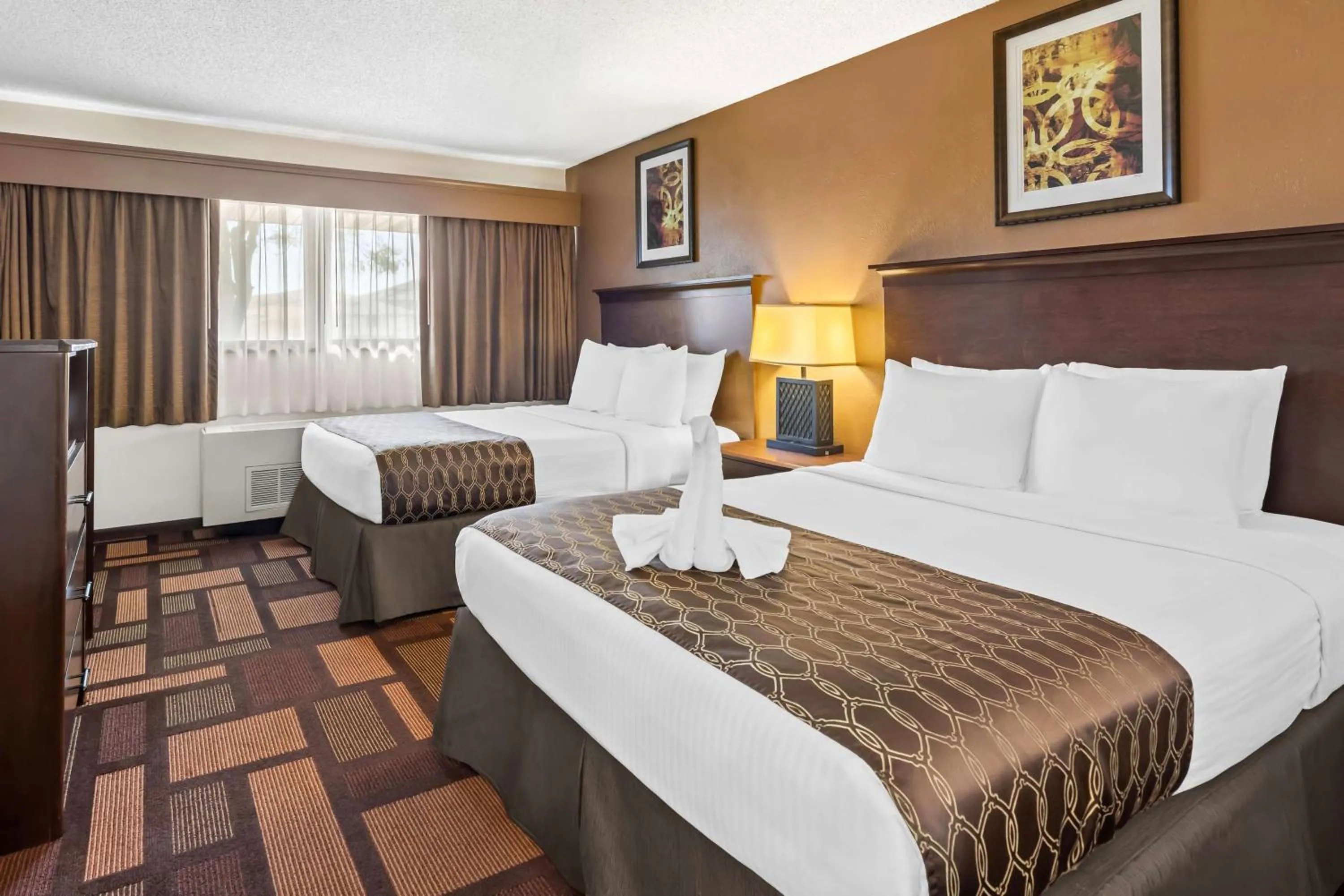 Queen Room with Two Queen Beds - Non-Smoking in Best Western Tower West Lodge