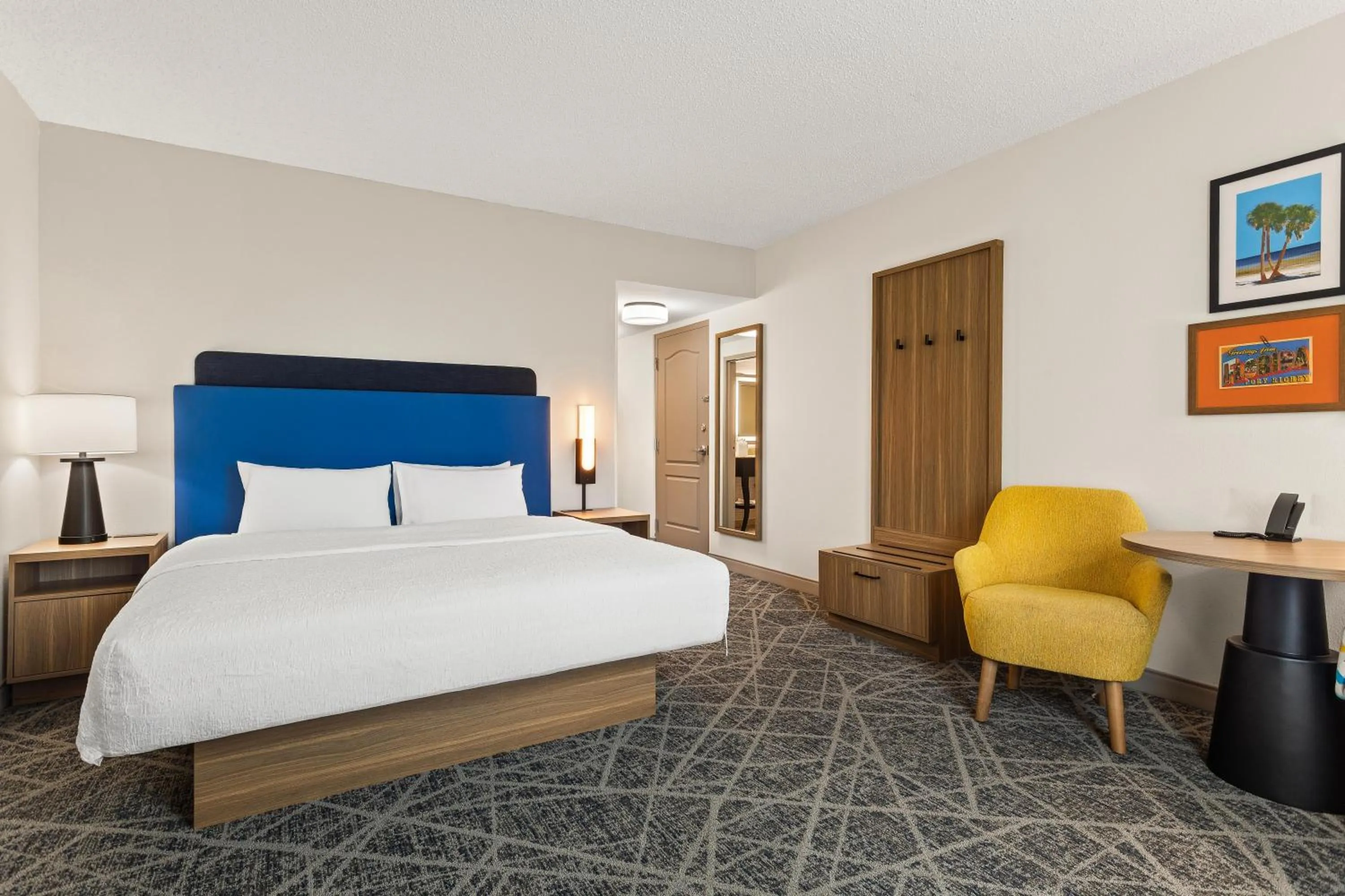 King Room with King Bed - Non-Smoking in Hampton Inn & Suites Port Richey