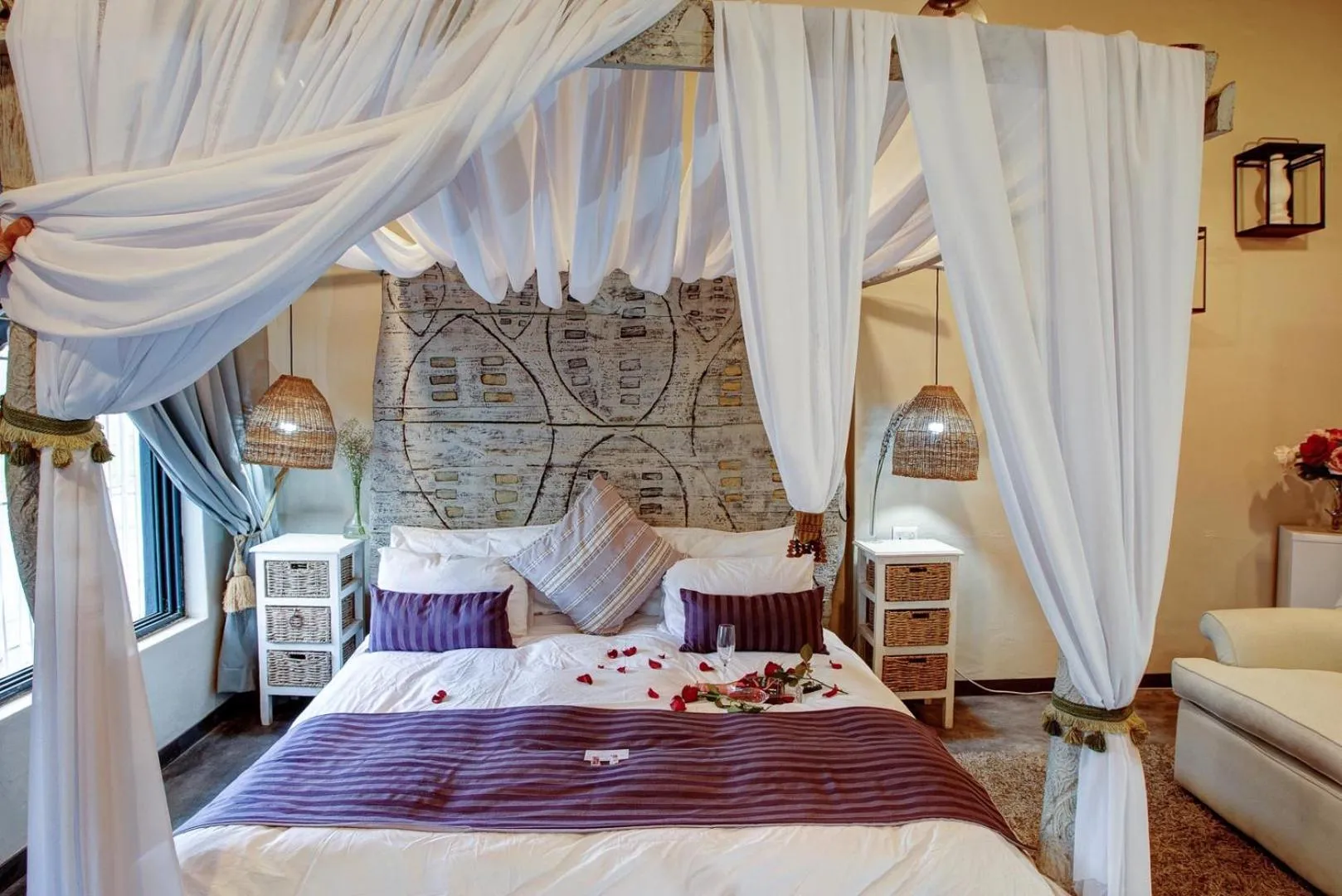 King Room in Bedrock Guest Studios