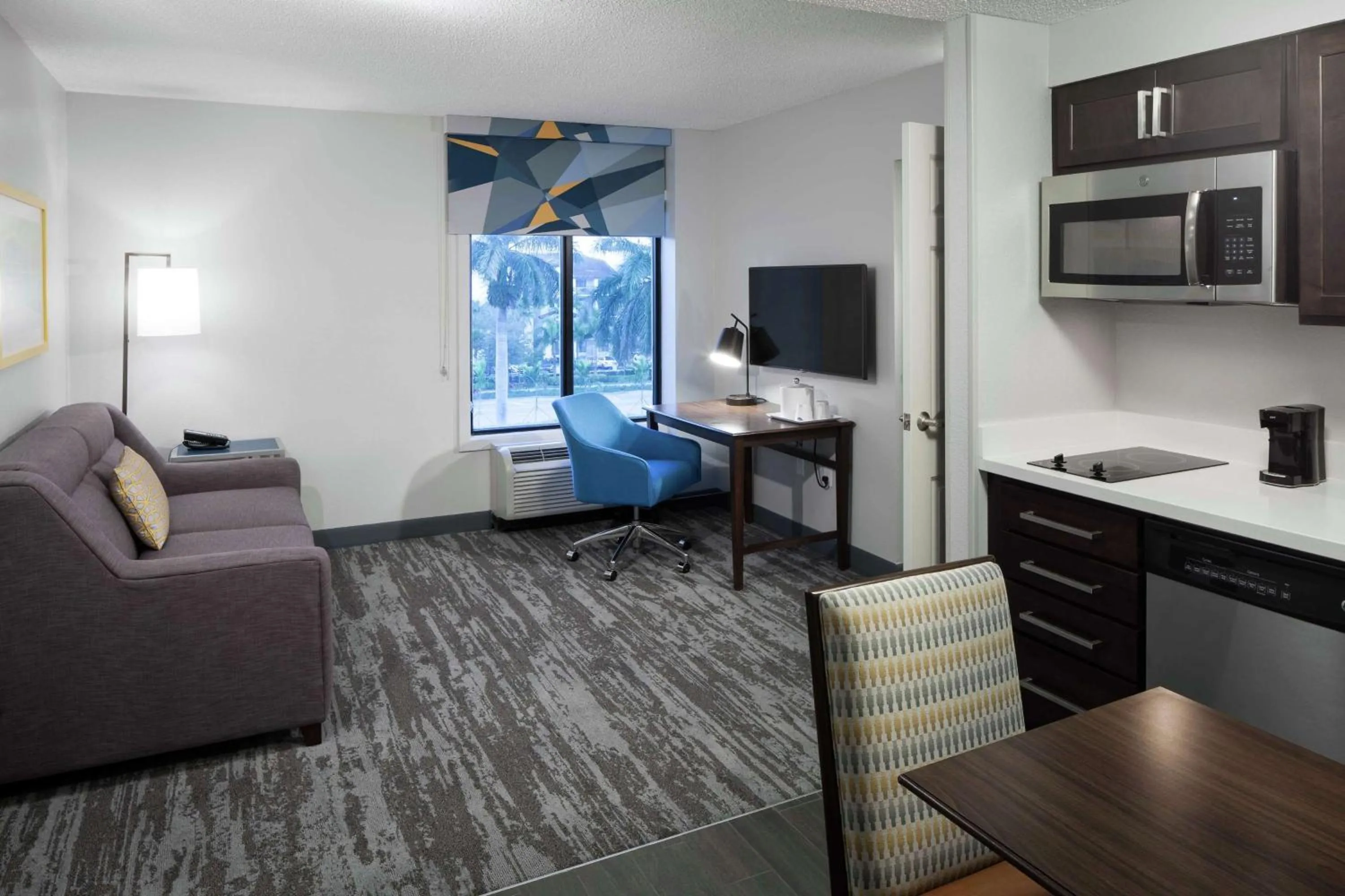 King Suite with Sofa Bed and Kitchen - Non-Smoking in Hampton Inn & Suites Miami-Doral Dolphin Mall