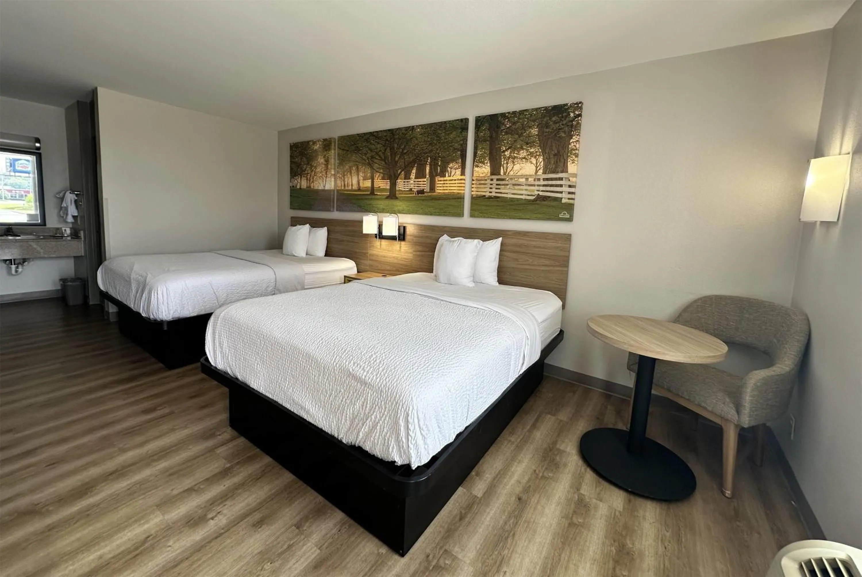 Double Room - Disability Access/Non-Smoking in Days Inn by Wyndham Adel I-75