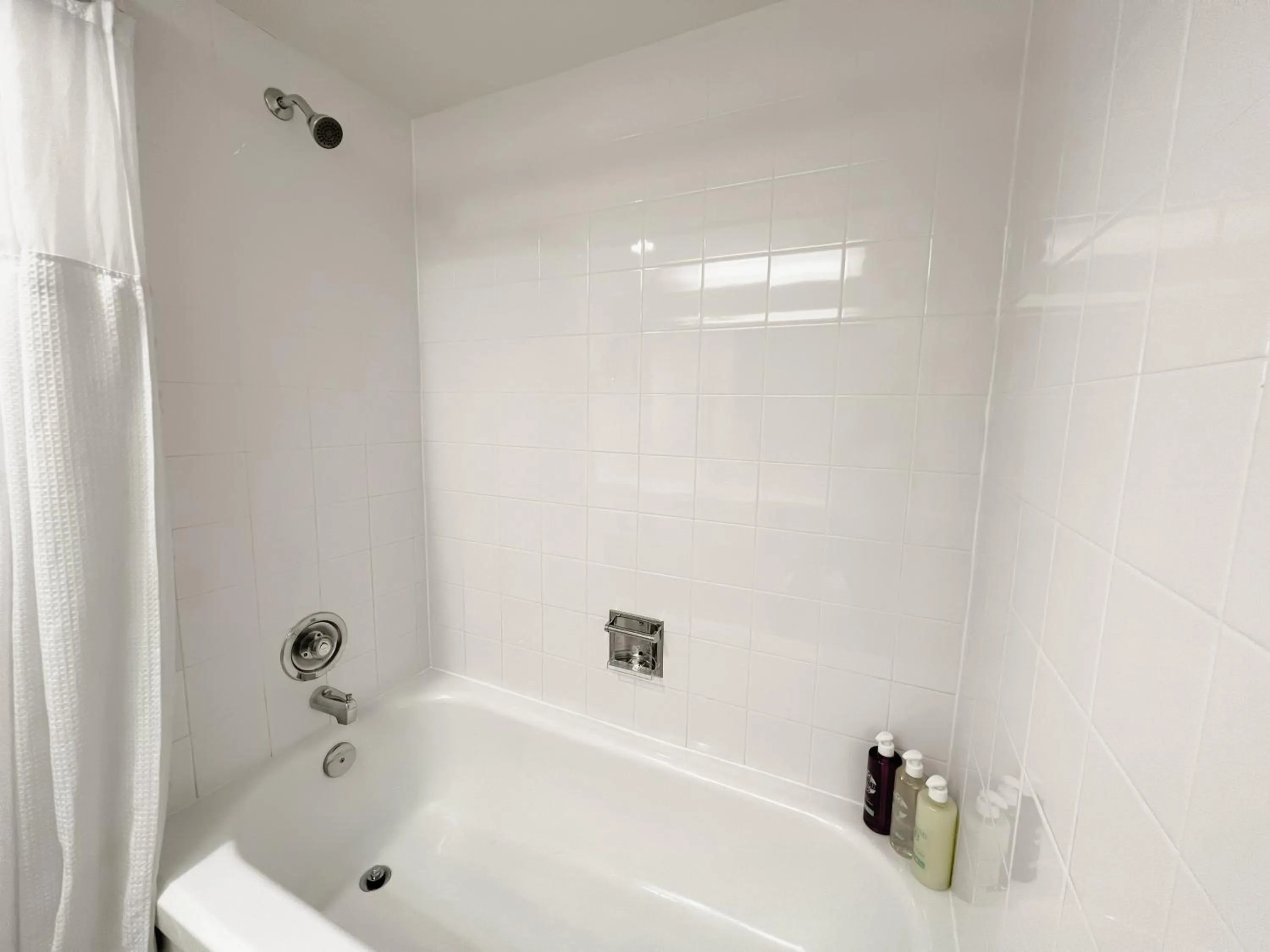 Coast Comfort Room, One Queen Bed in Coast Capri Hotel