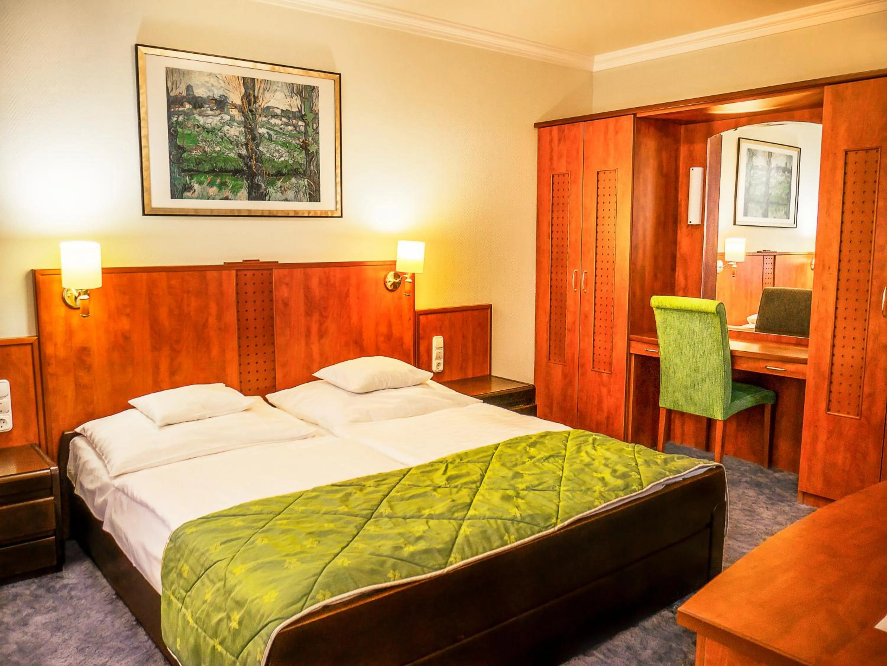 Superior Apartment with Balcony - Main Building in Hotel Silver