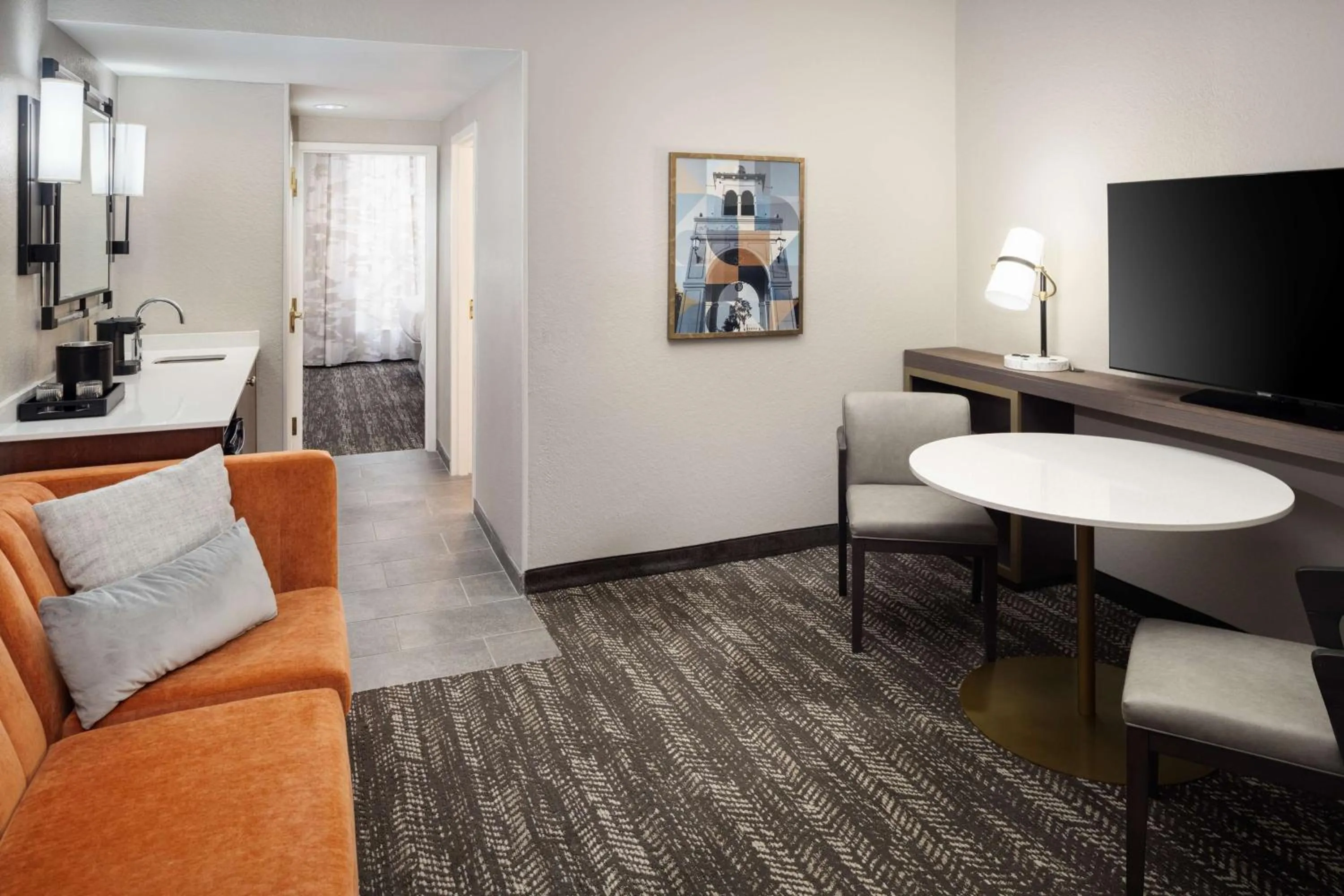 One-Bedroom Double Suite with Two Double Beds-Corner Suite-Non-Smoking in Embassy Suites by Hilton Orlando North