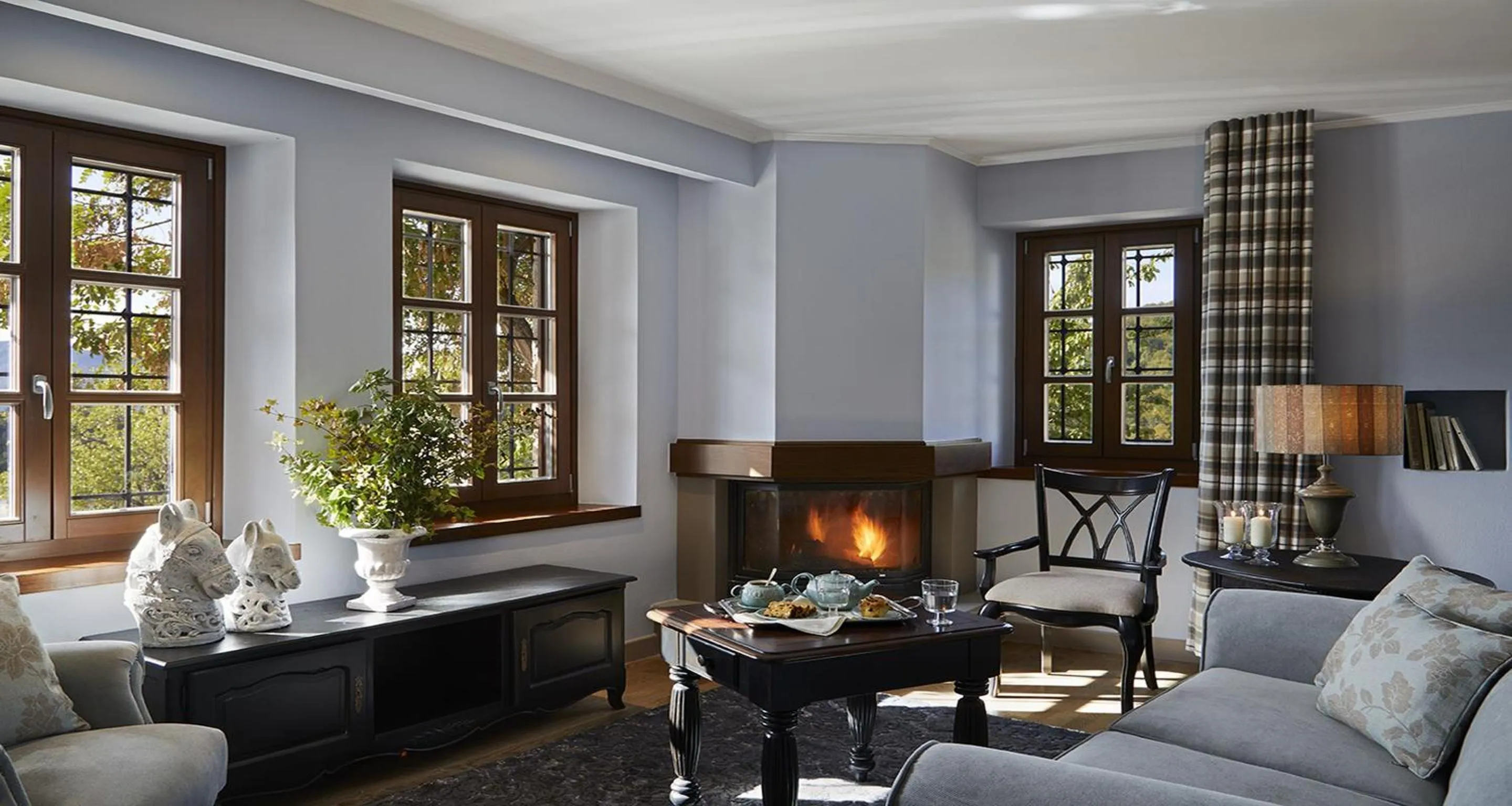 Superior Suite - Split Level in MounTrace Suites & SPA