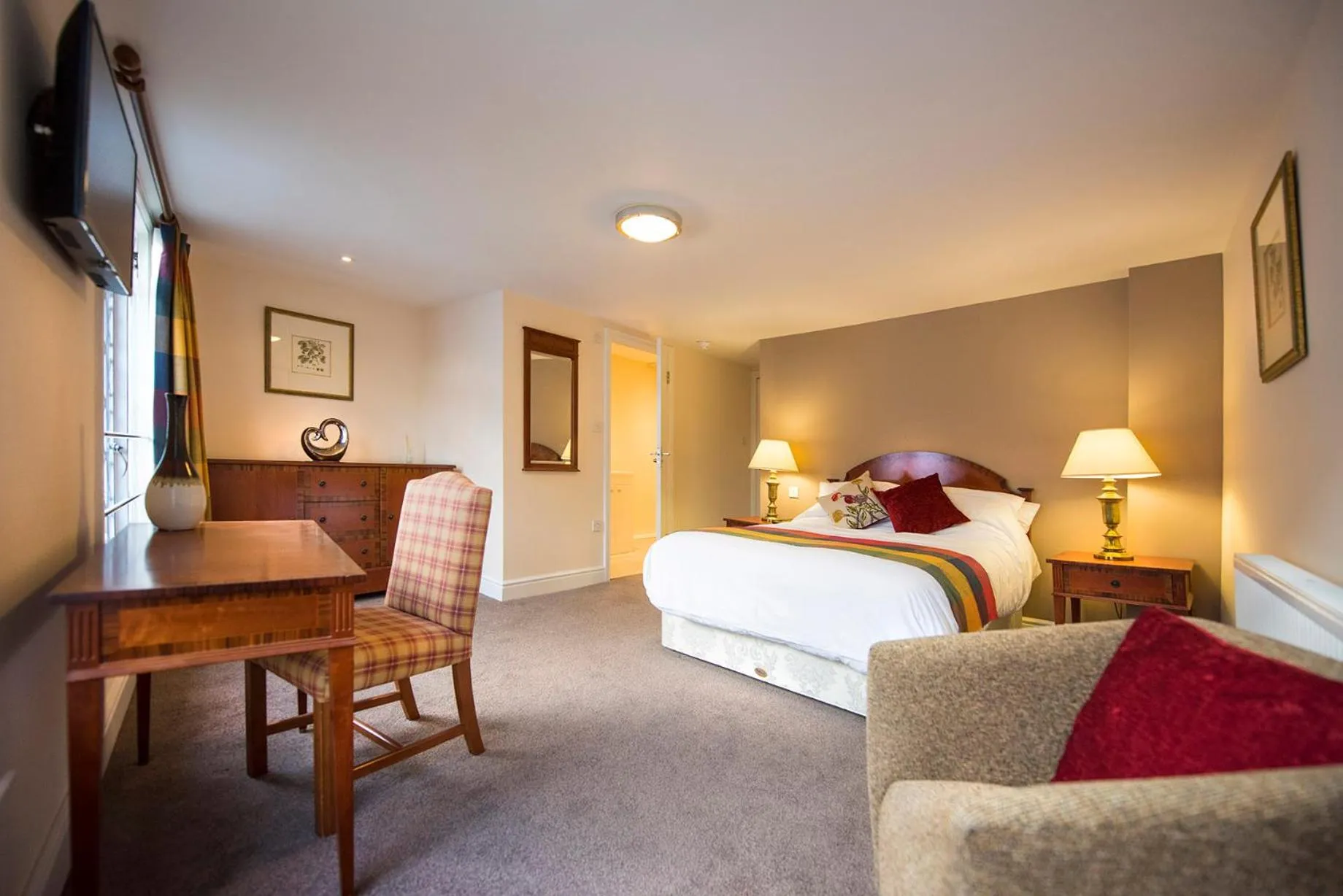 Double Room with Private Bathroom in Seven Stars