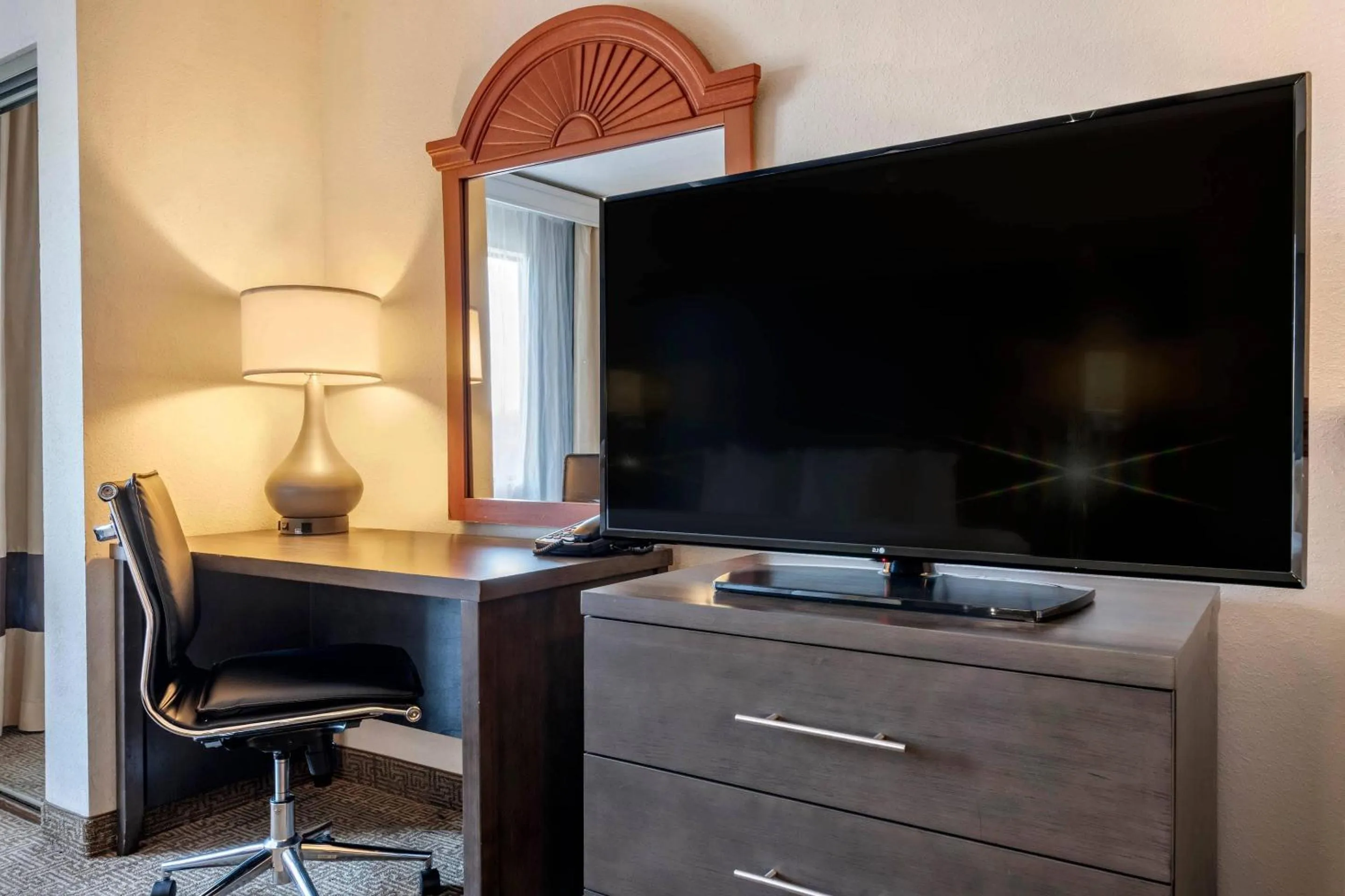 Suite with Two Queen Beds - Accessible/Non-Smoking in Comfort Suites Fort Pierce I-95