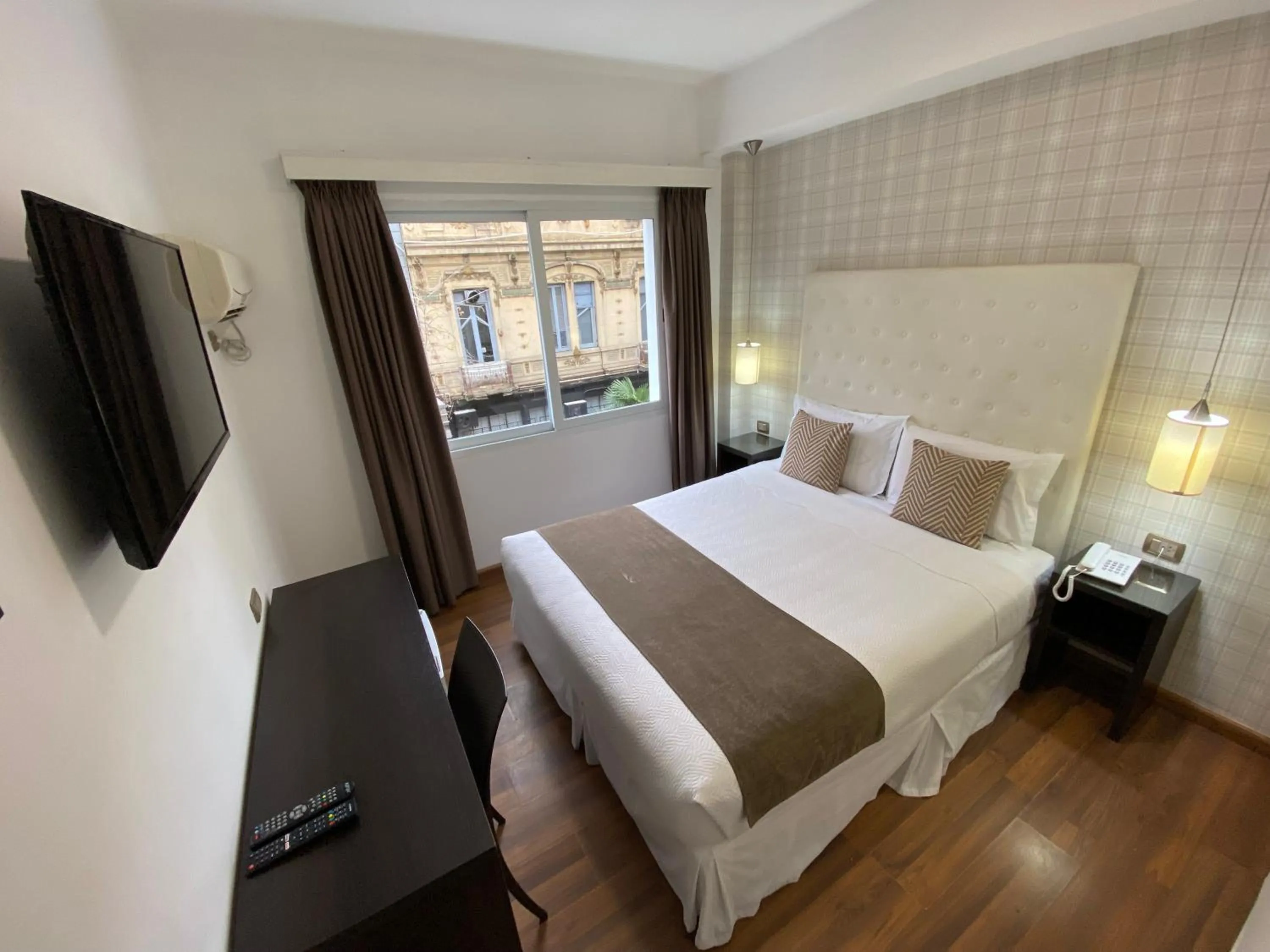 Single Room in Hotel Alvear