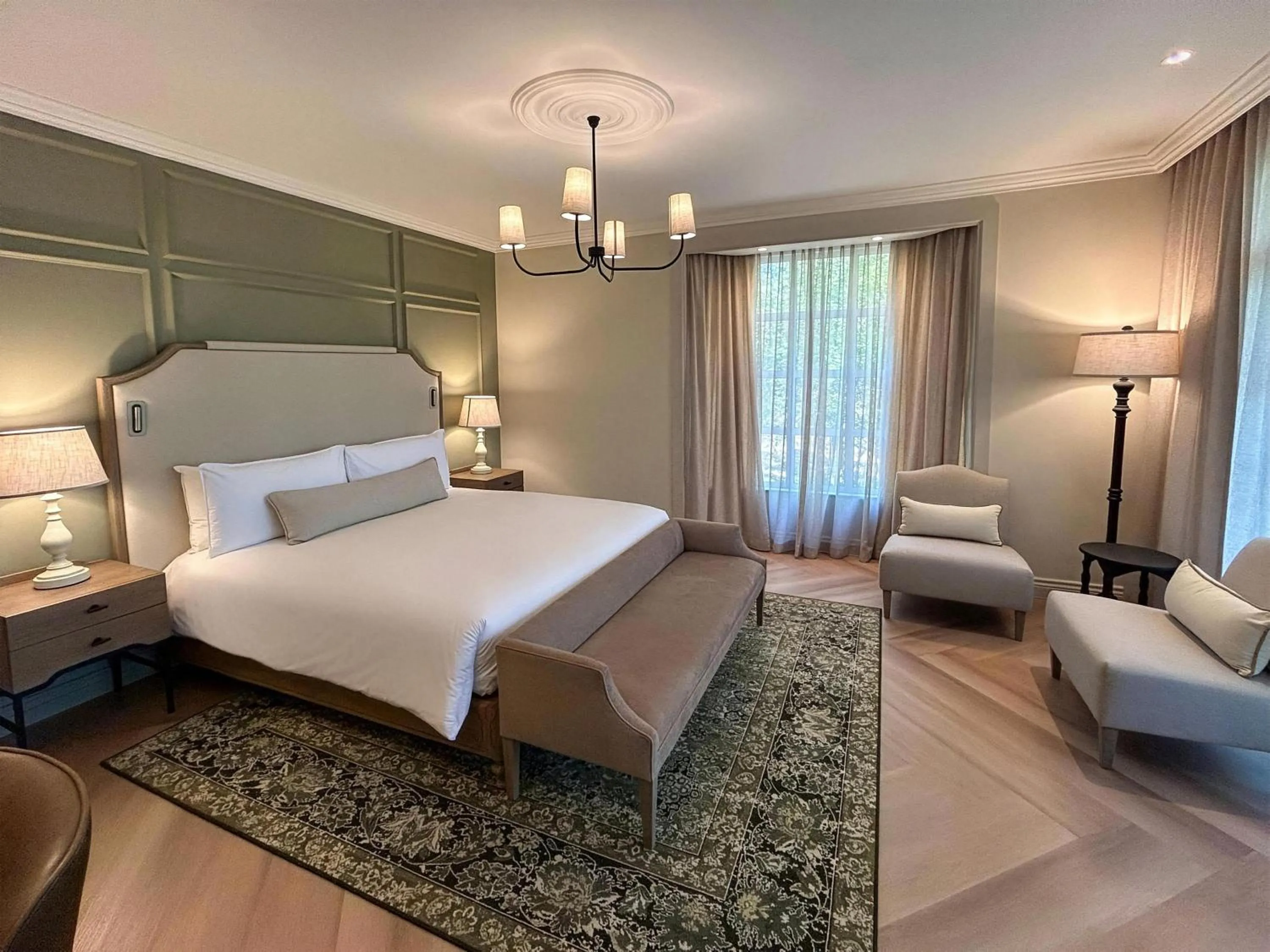 Deluxe King Room in Mount Grace Hotel & Spa