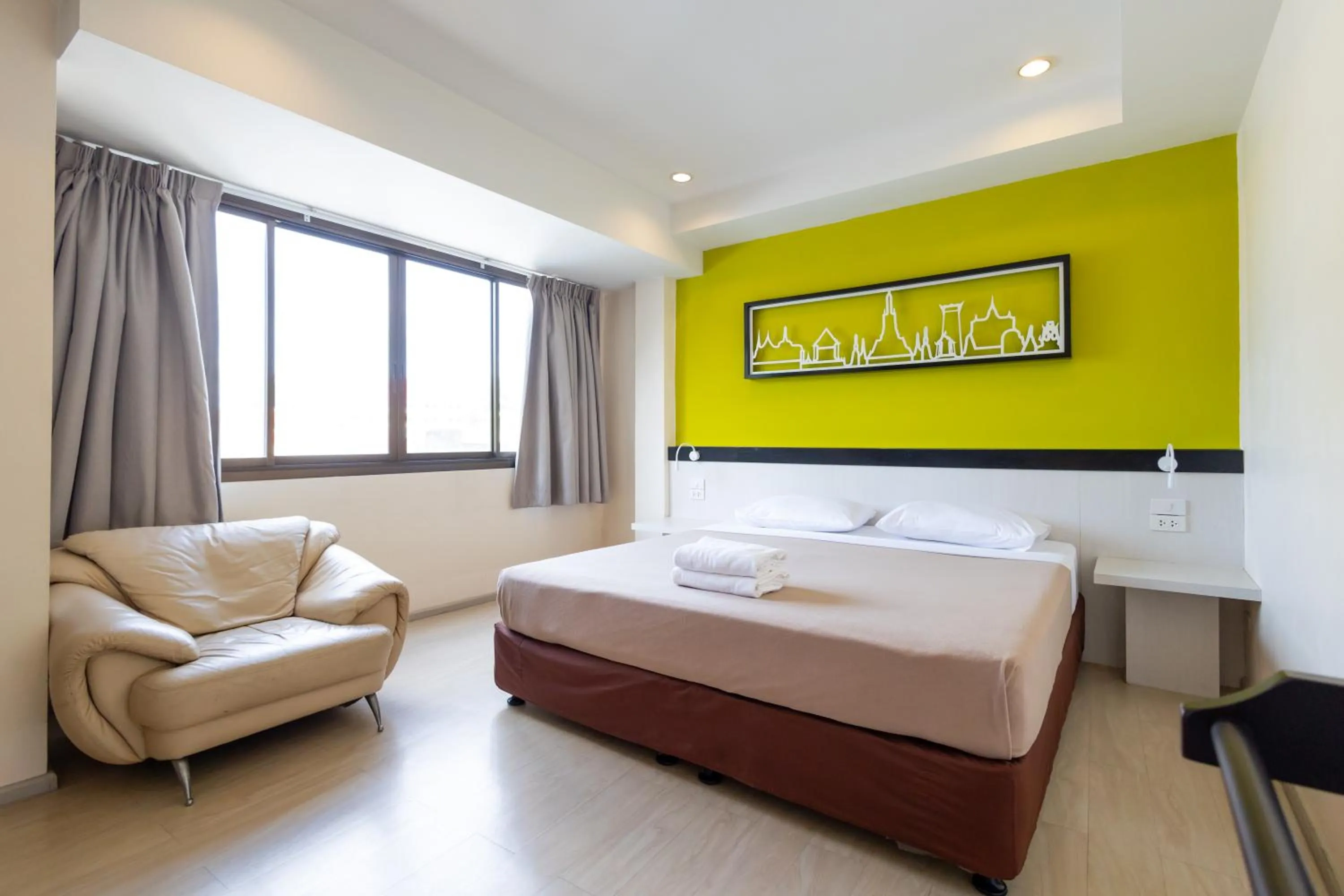 Superior Two-Bedroom in Penpark Place