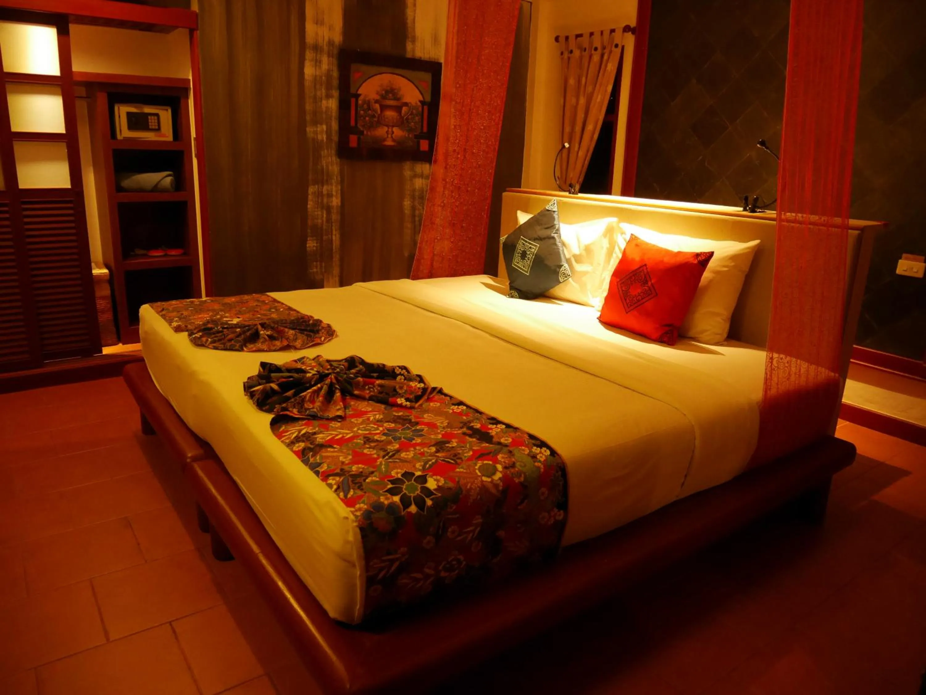 Deluxe Double Room in Bangtao Beach Chalet Resort